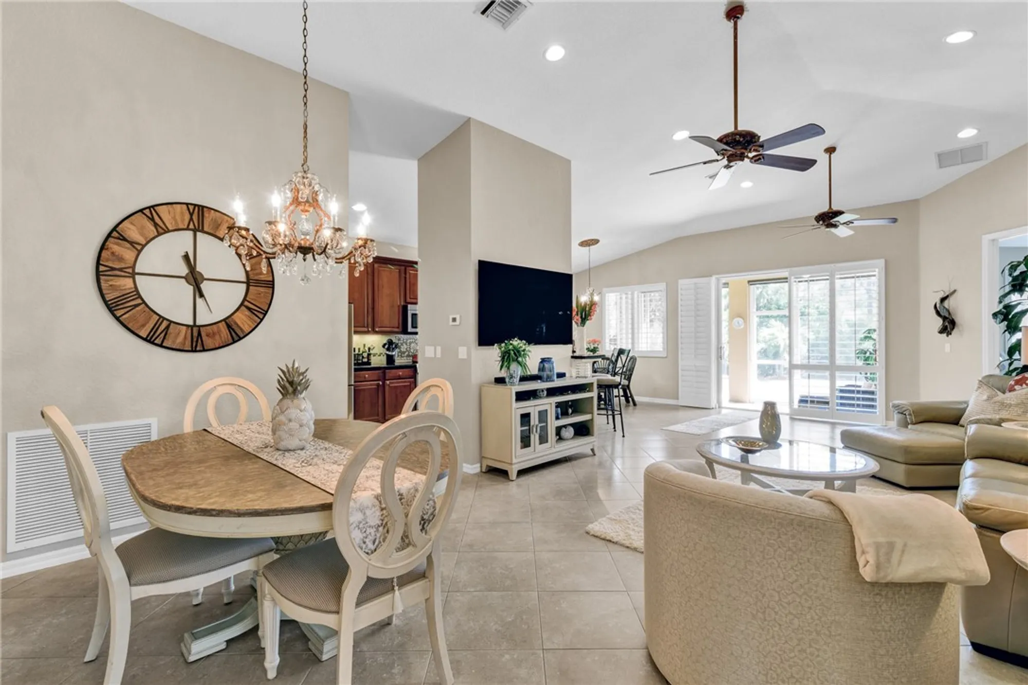 Property Slideshow image 4 of 36 | 6192 dorchester way, Vero Beach, FL, 32966
