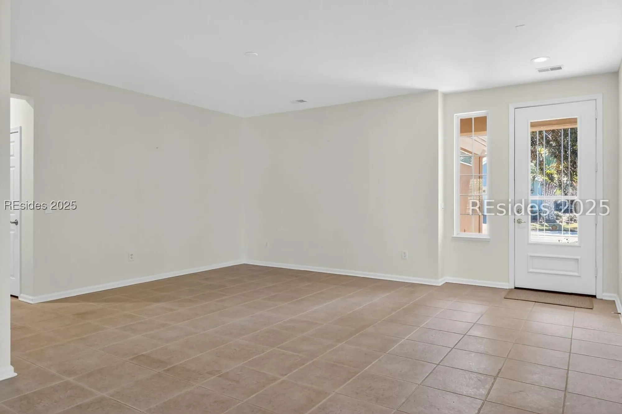 Property Slideshow image 9 of 48 | 30 fenwick dr, Bluffton, SC, 29909