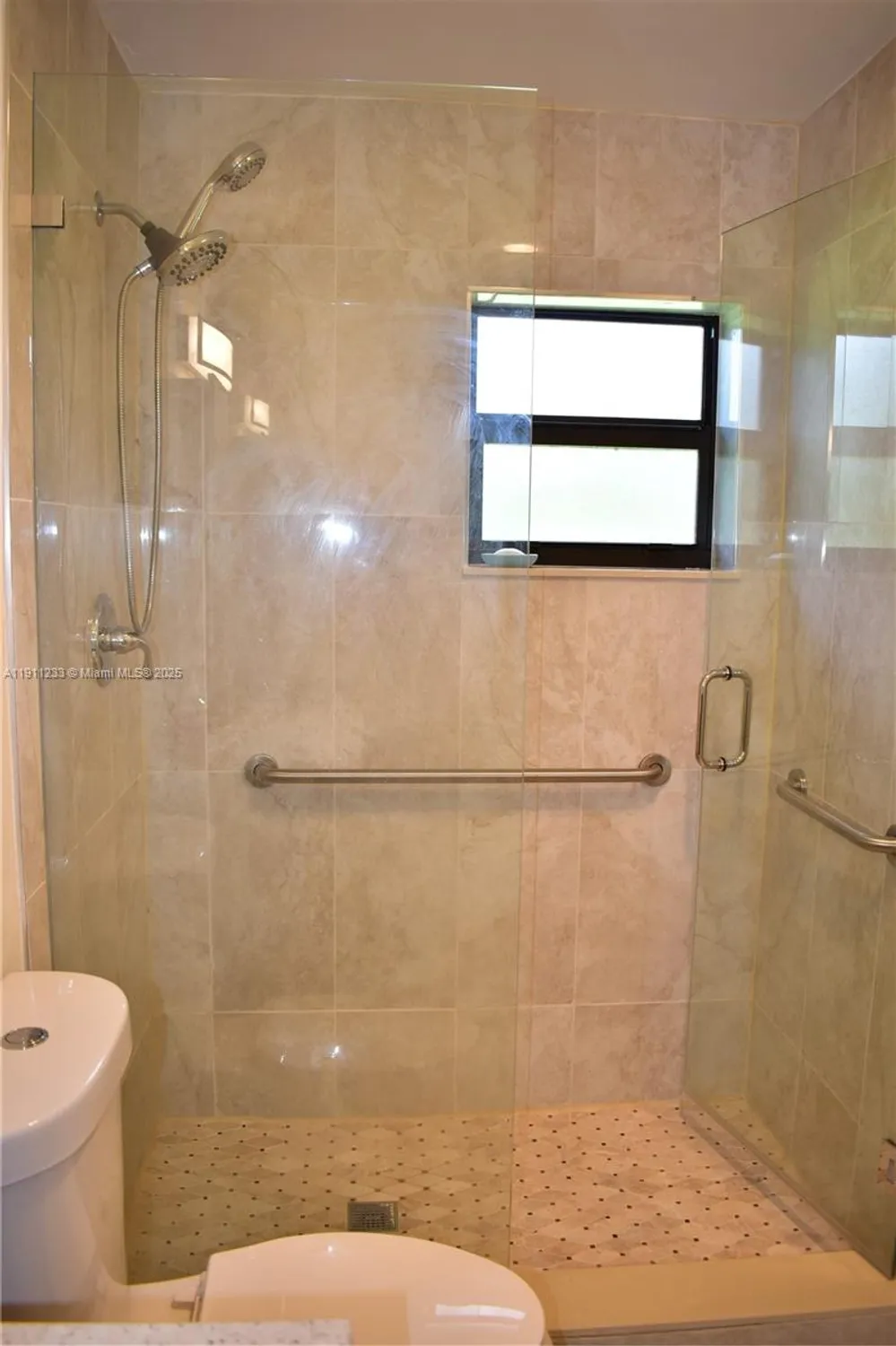 Property Slideshow image 10 of 32 | 4867 hawkwood rd b, Boynton Beach, FL, 33436