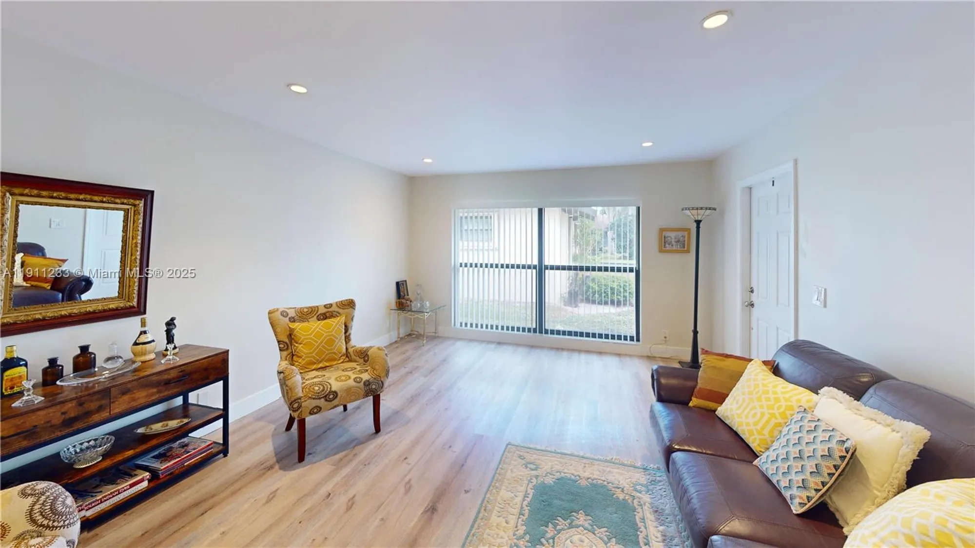 Property Slideshow image 26 of 32 | 4867 hawkwood rd b, Boynton Beach, FL, 33436