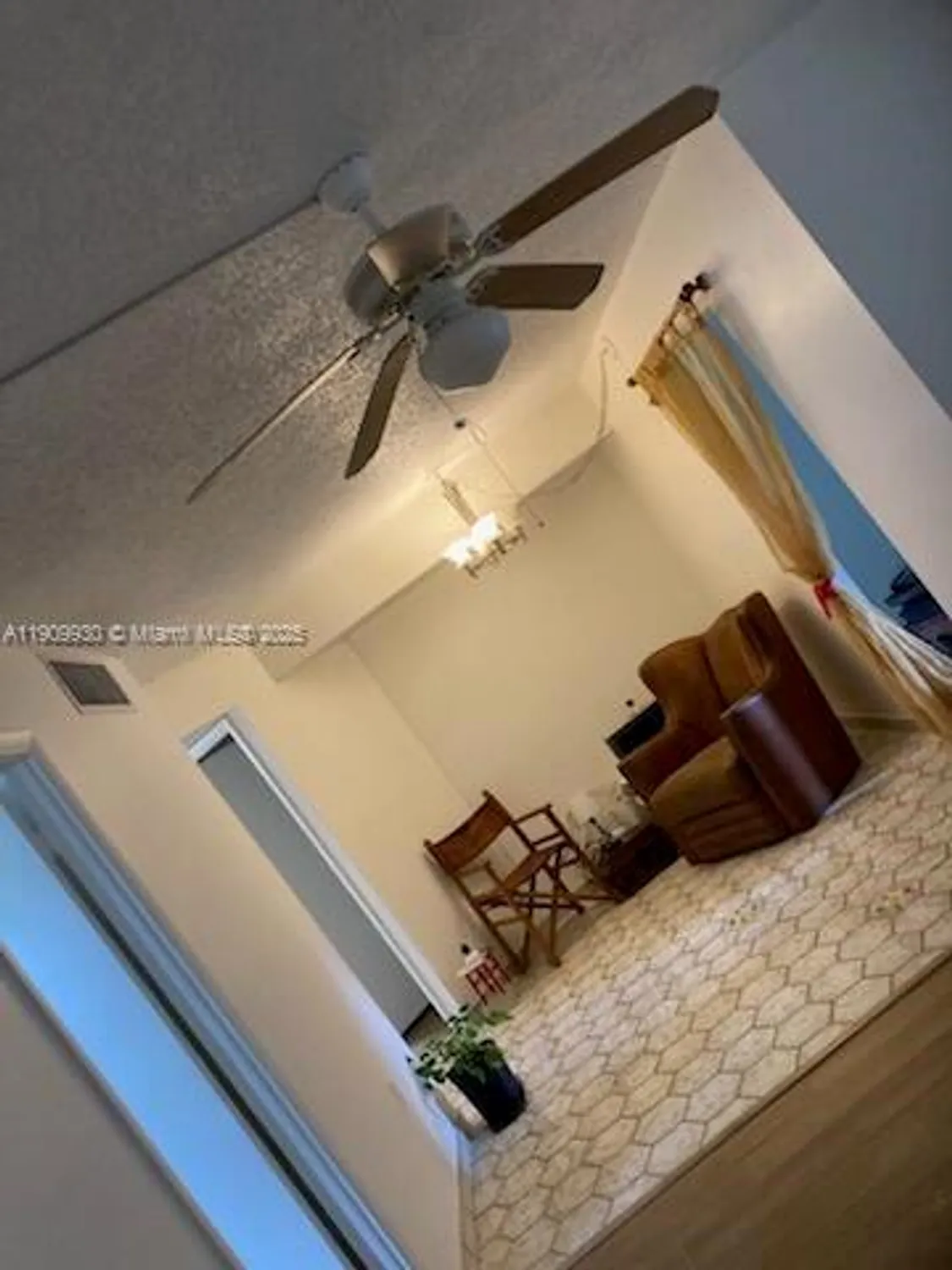 Property Slideshow image 7 of 11 | 9070 lime bay blvd 108, Tamarac, FL, 33321