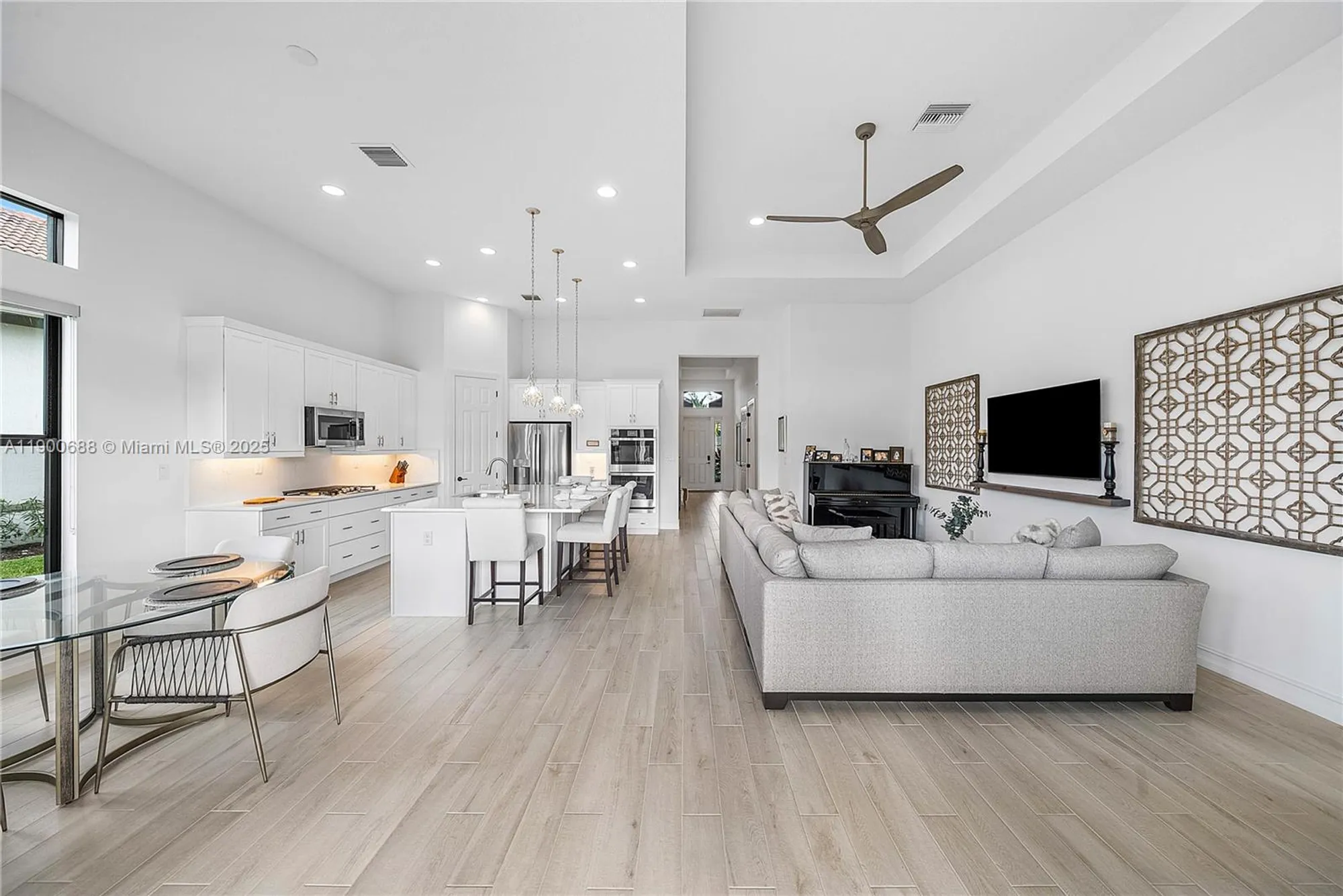 Property Slideshow image 15 of 56 | 11908 fortress run, Parkland, FL, 33076