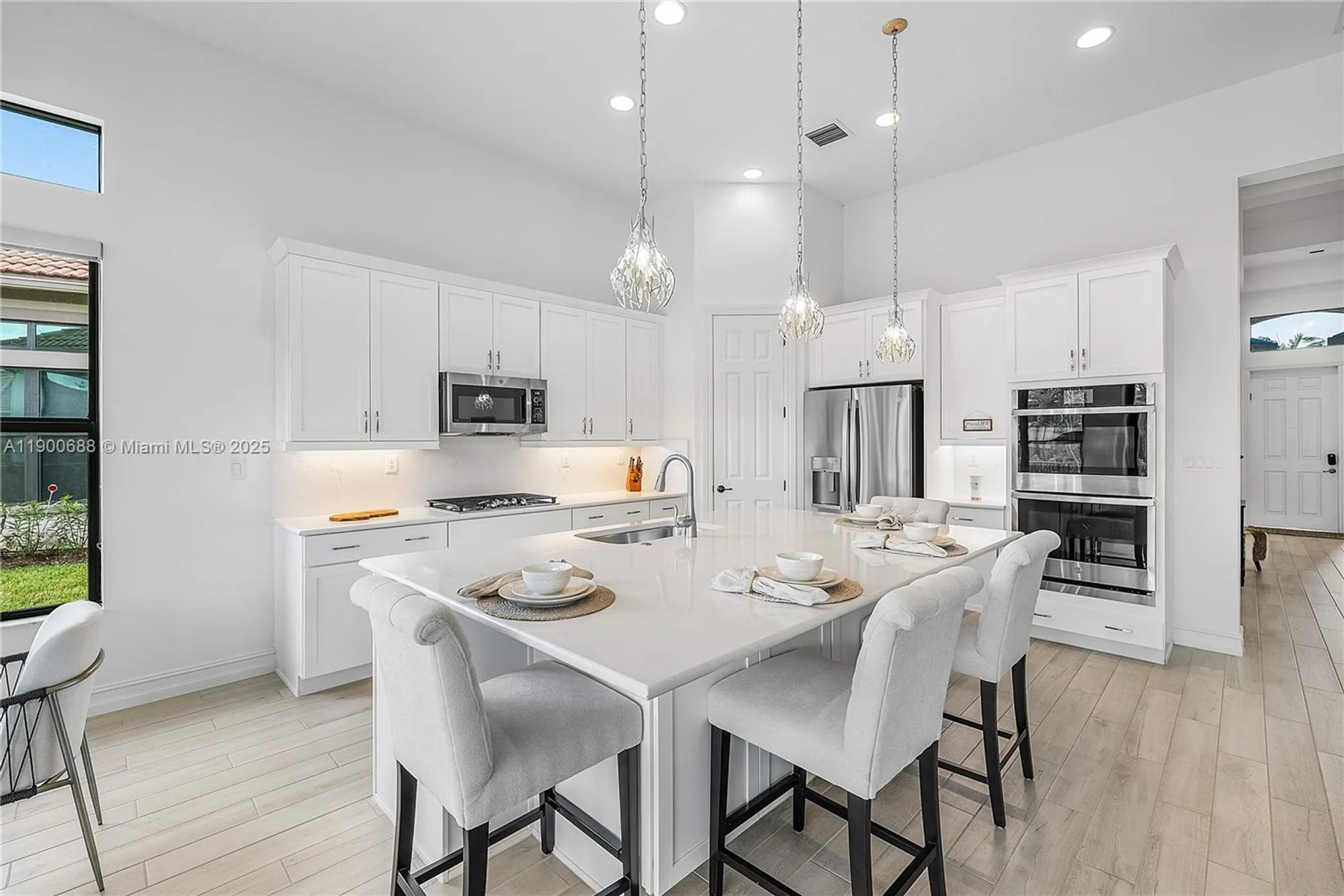 Property Slideshow image 19 of 56 | 11908 fortress run, Parkland, FL, 33076