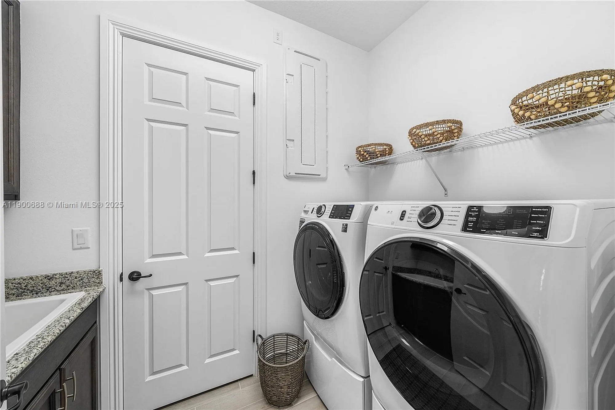 Property Slideshow image 12 of 56 | 11908 fortress run, Parkland, FL, 33076