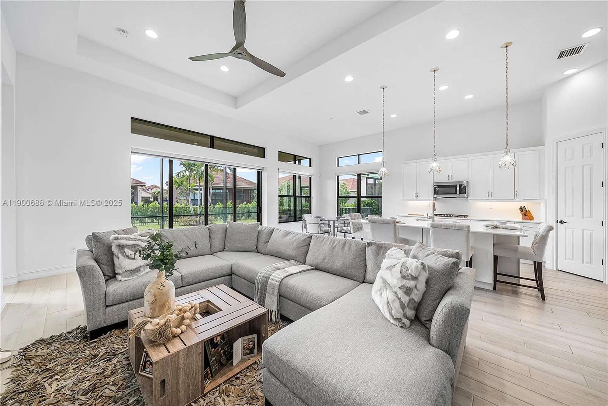 Property Slideshow image 22 of 56 | 11908 fortress run, Parkland, FL, 33076