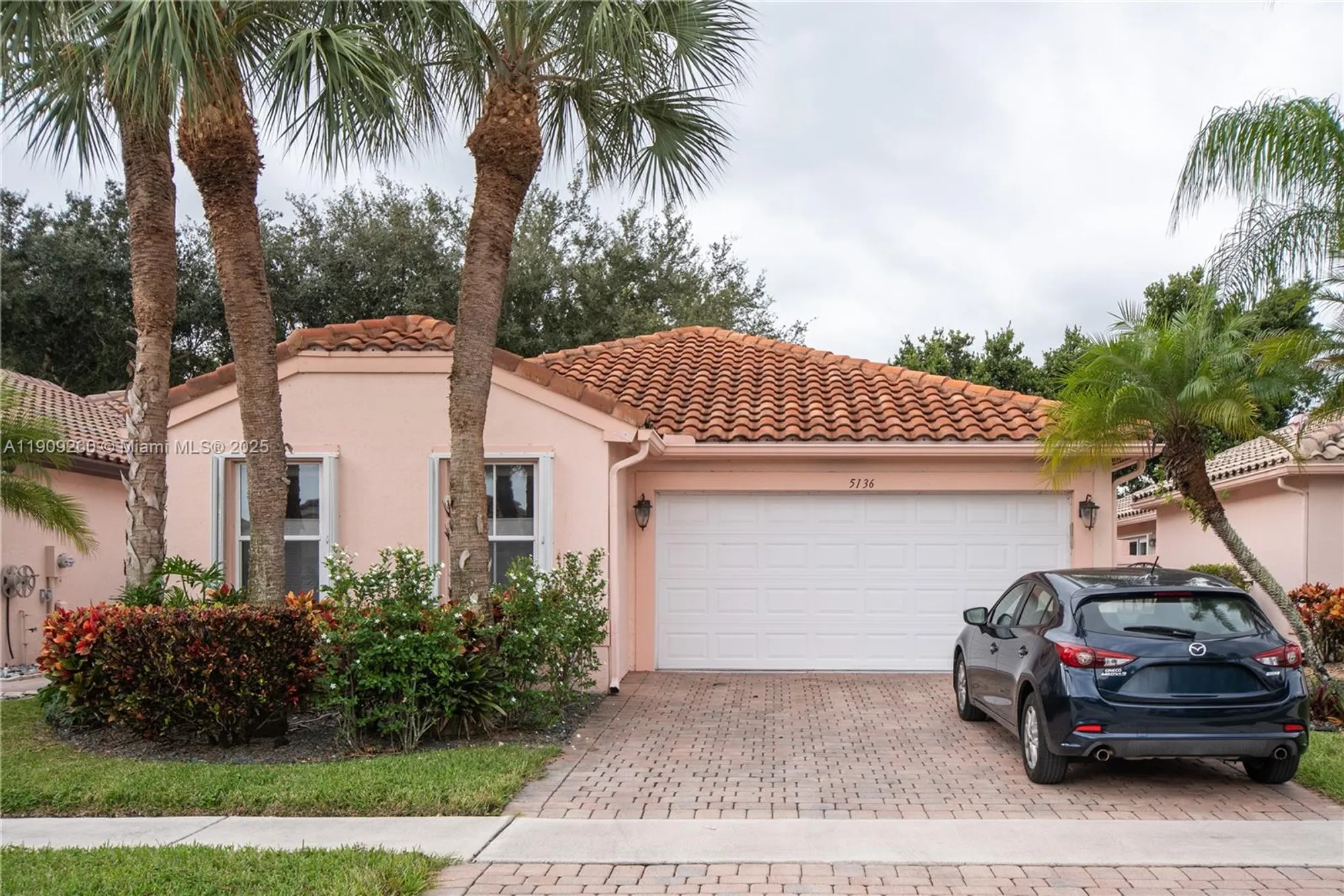 Property Slideshow image 2 of 34 | 5136 pelican cove dr, Boynton Beach, FL, 33437