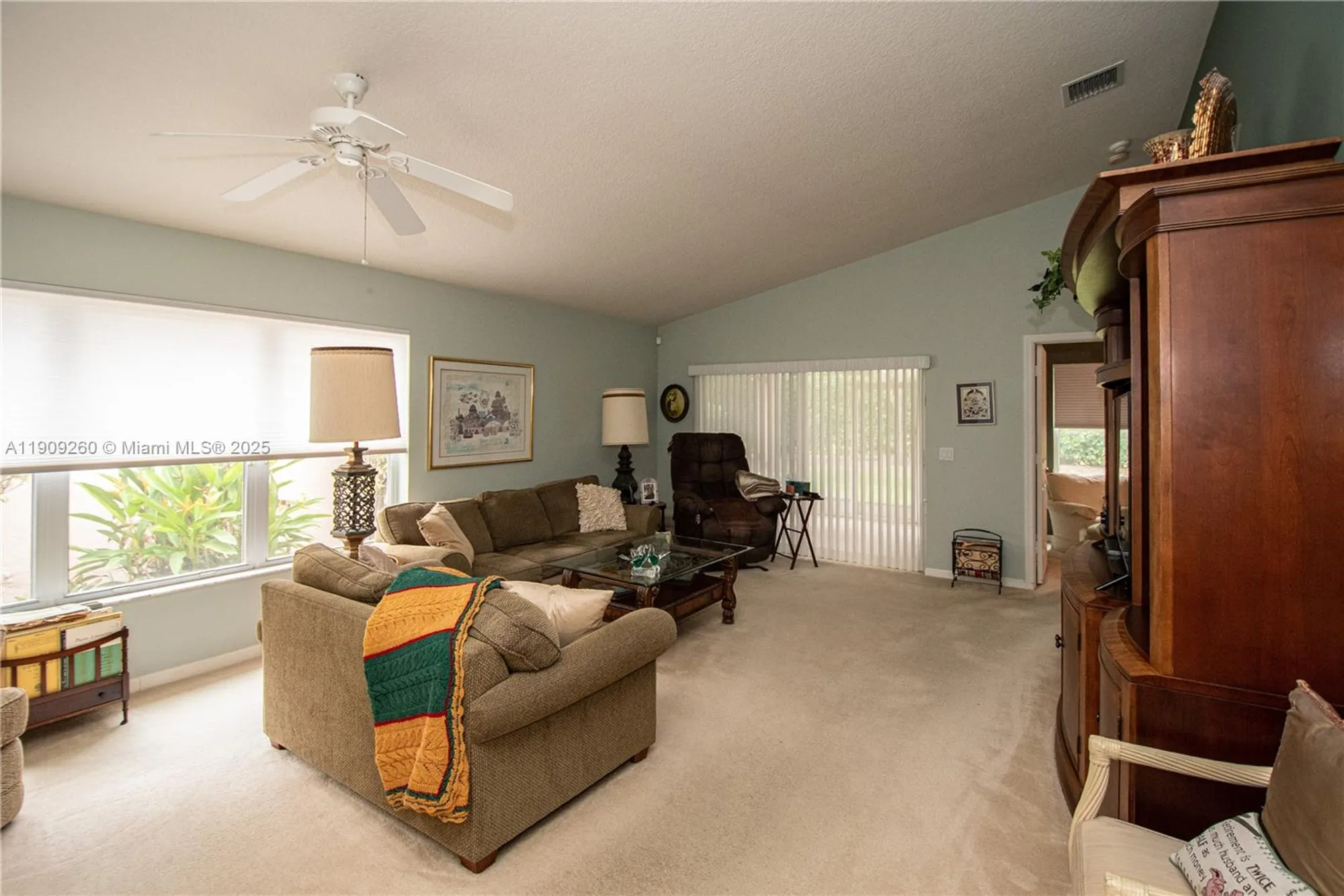 Property Slideshow image 5 of 34 | 5136 pelican cove dr, Boynton Beach, FL, 33437