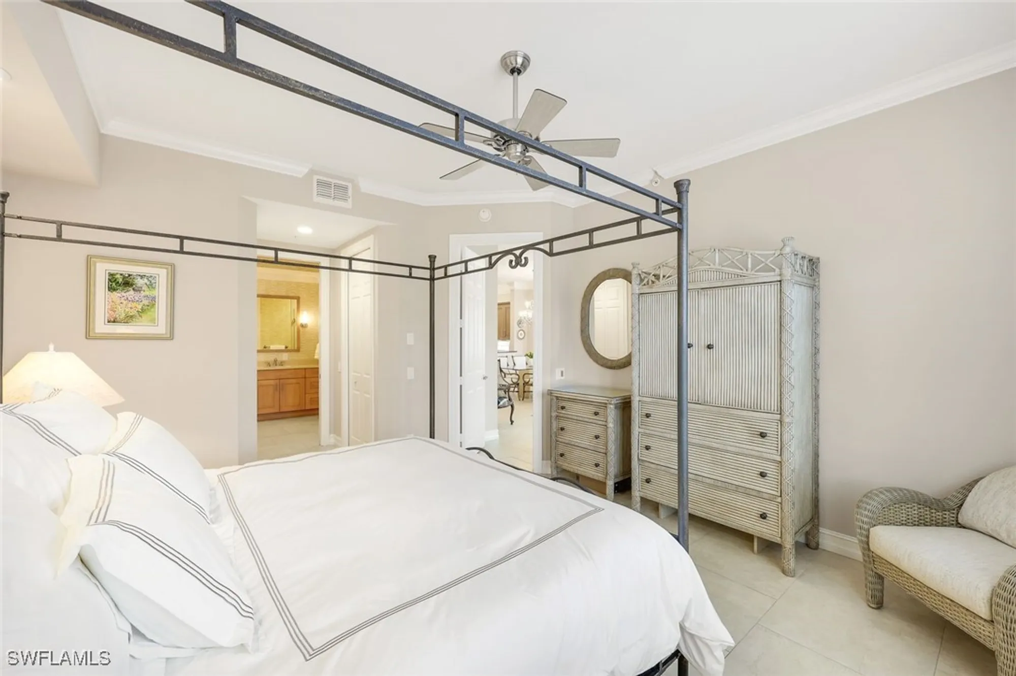 Property Slideshow image 15 of 37 | 805 bentwater cir 101, Naples, FL, 34108