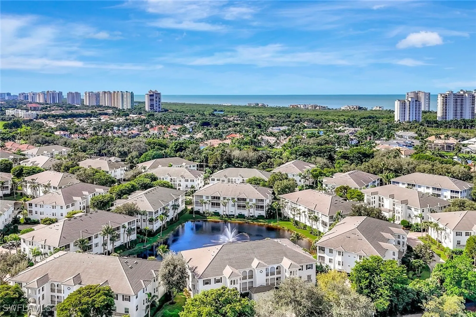 Property Slideshow image 21 of 37 | 805 bentwater cir 101, Naples, FL, 34108