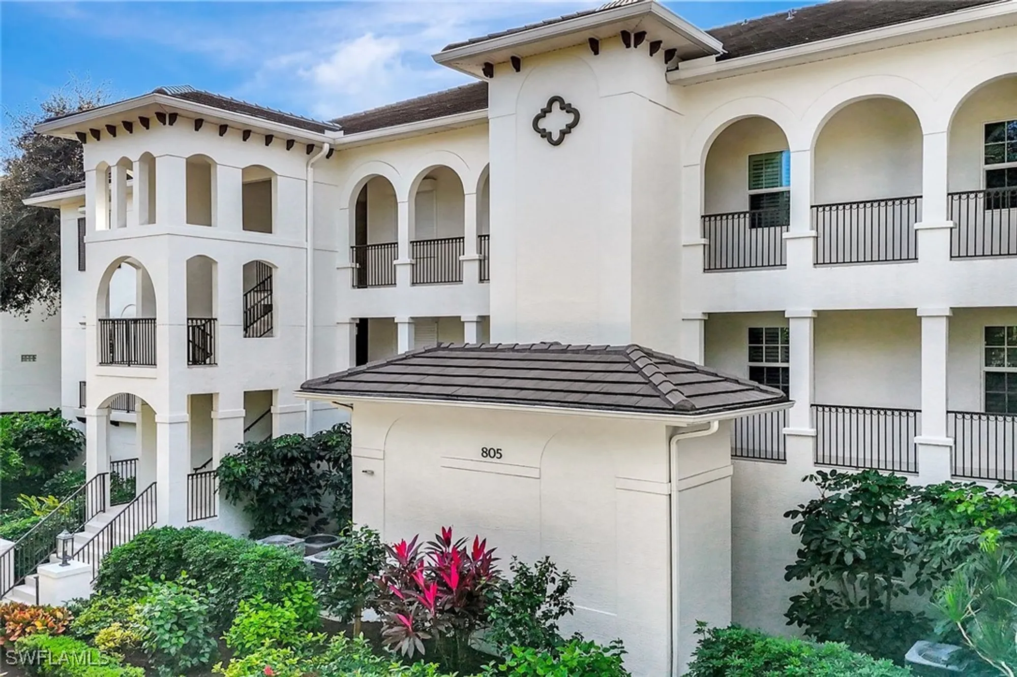 Property Slideshow image 22 of 37 | 805 bentwater cir 101, Naples, FL, 34108
