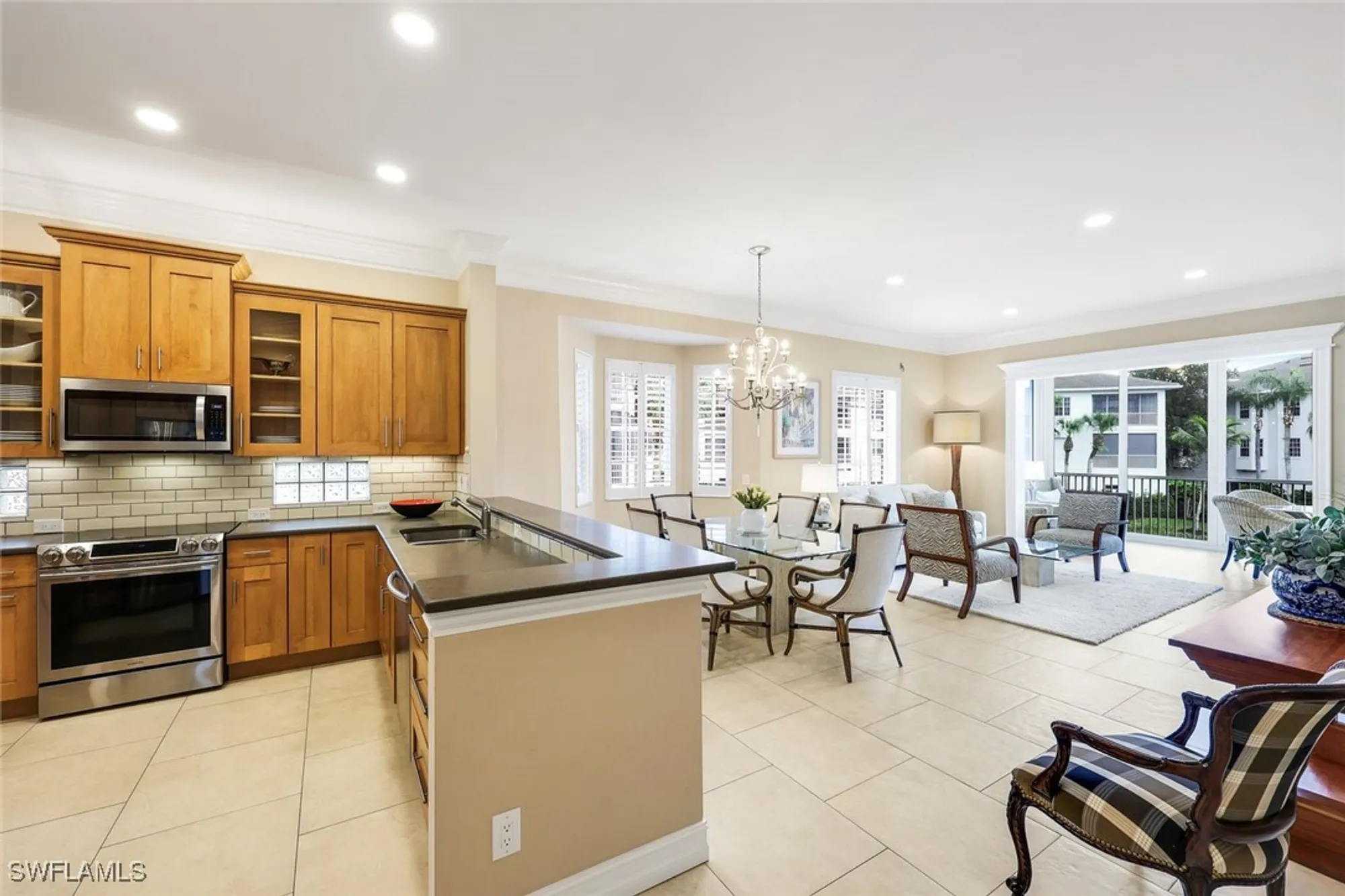 Property Slideshow image 6 of 37 | 805 bentwater cir 101, Naples, FL, 34108