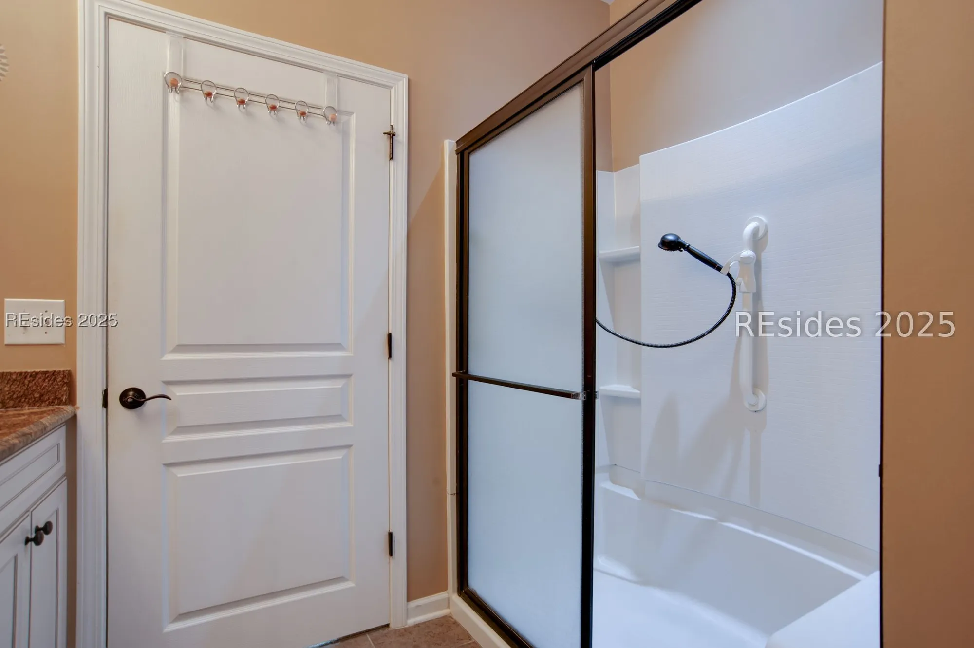 Property Slideshow image 23 of 36 | 399 heathwood dr, Okatie, SC, 29909