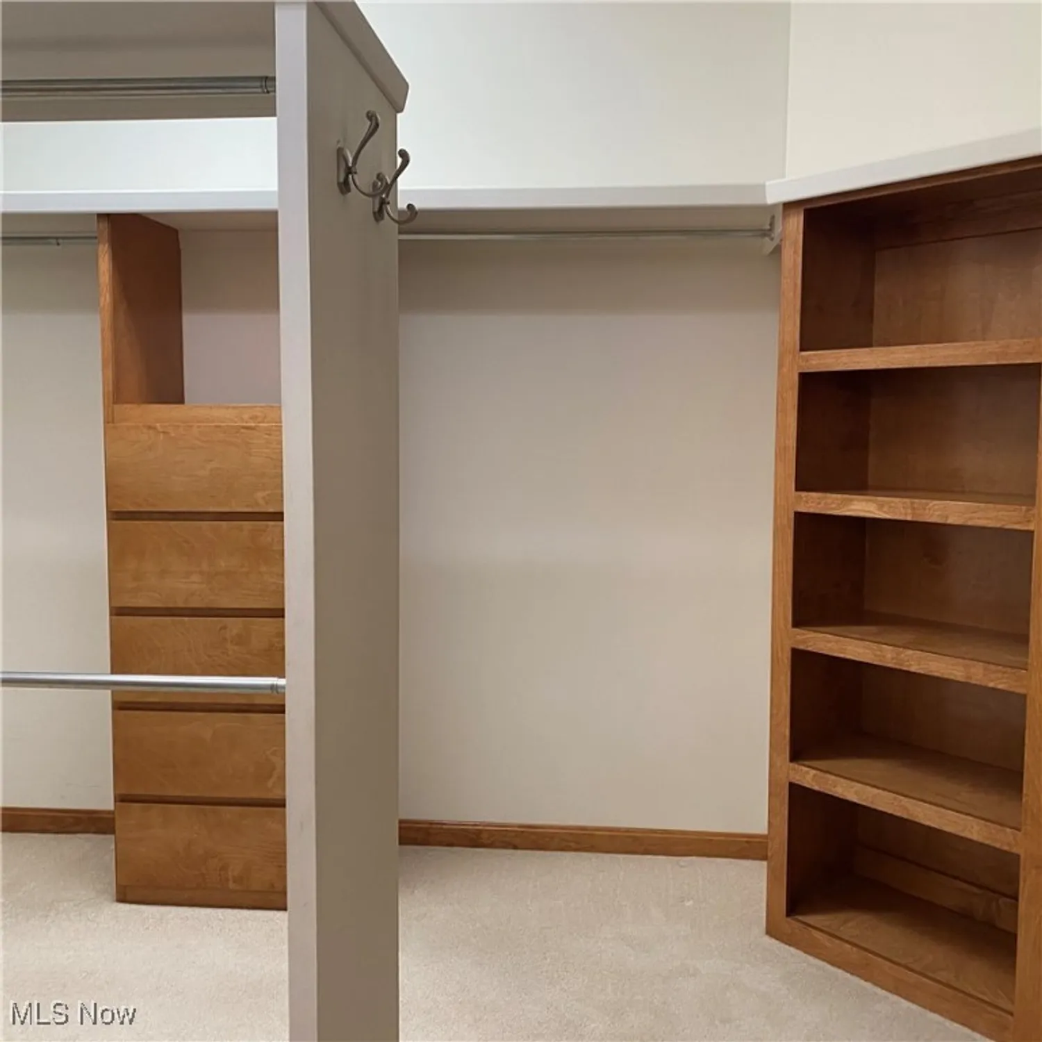 Property Slideshow image 26 of 35 | 33110 wren haven st, North Ridgeville, OH, 44039