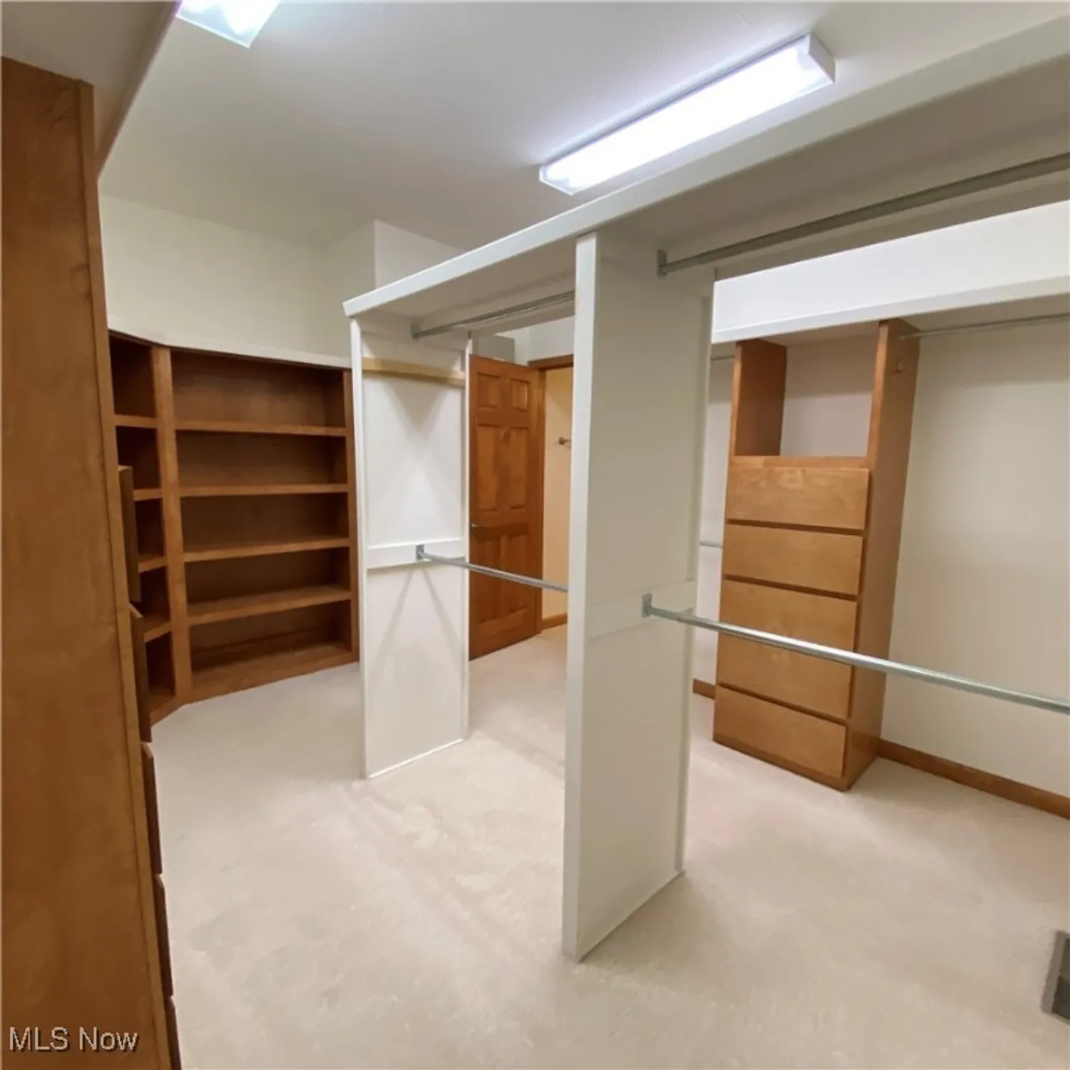 Property Slideshow image 27 of 35 | 33110 wren haven st, North Ridgeville, OH, 44039