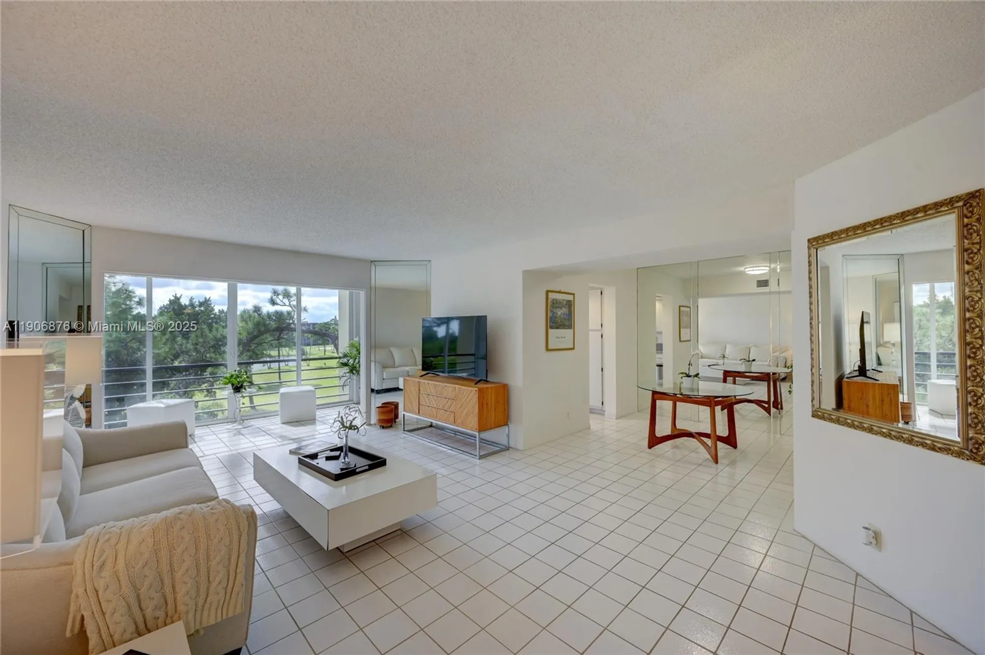 Property Slideshow image 1 of 49 | 3654 via poinciana 502, Lake Worth, FL, 33467