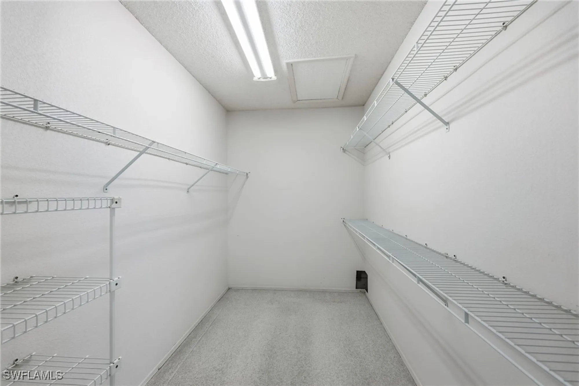 Property Slideshow image 13 of 19 | 764 willowbrook dr 1106, Naples, FL, 34108