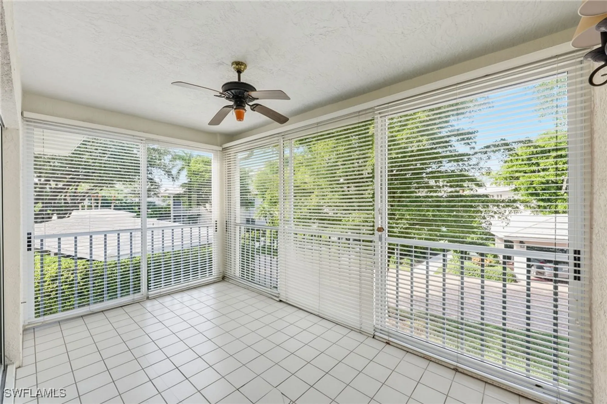 Property Slideshow image 8 of 19 | 764 willowbrook dr 1106, Naples, FL, 34108