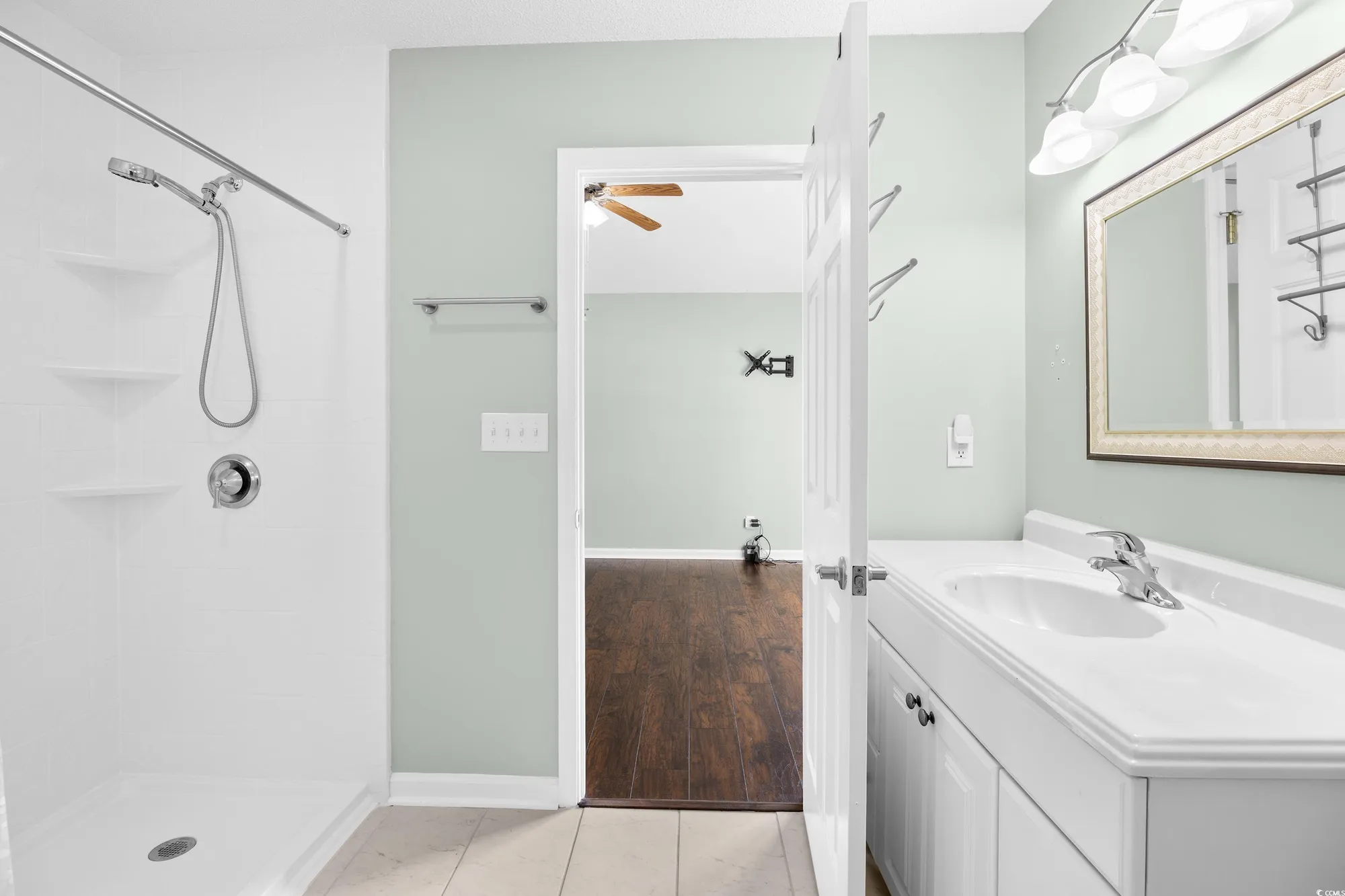 Property Slideshow image 19 of 26 | 4237 river gate ln 25b, Little River, SC, 29566