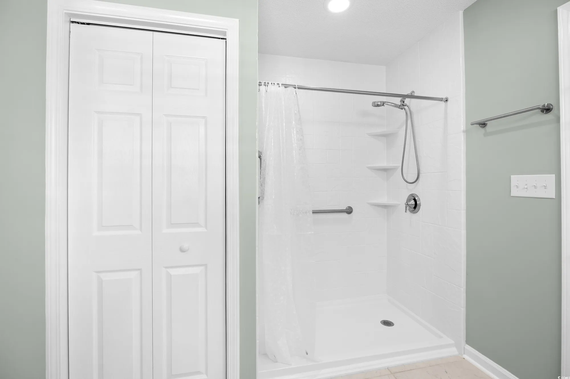 Property Slideshow image 21 of 26 | 4237 river gate ln 25b, Little River, SC, 29566