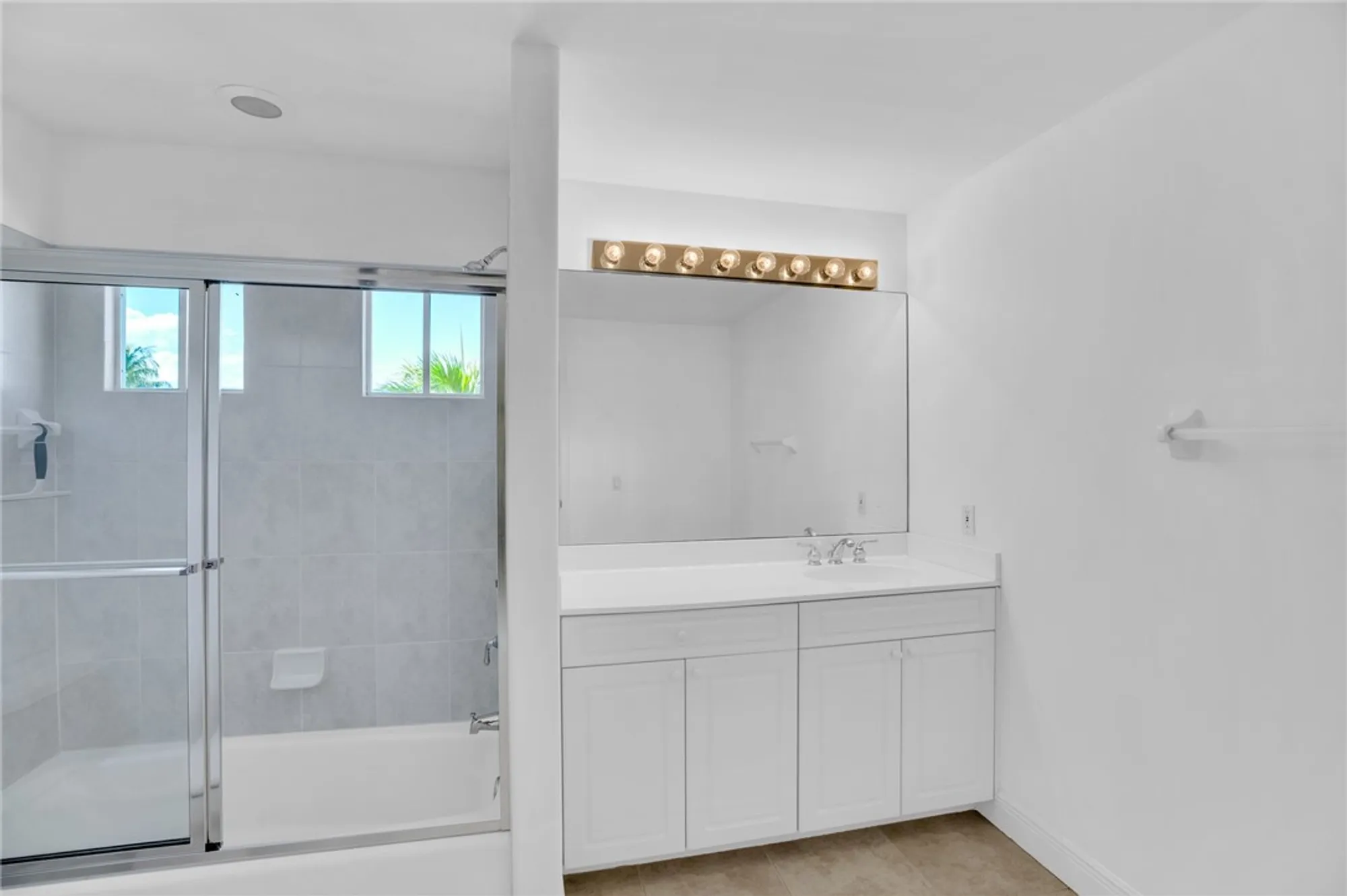 Property Slideshow image 27 of 36 | 5050 saint josephs island ln, Vero Beach, FL, 32967