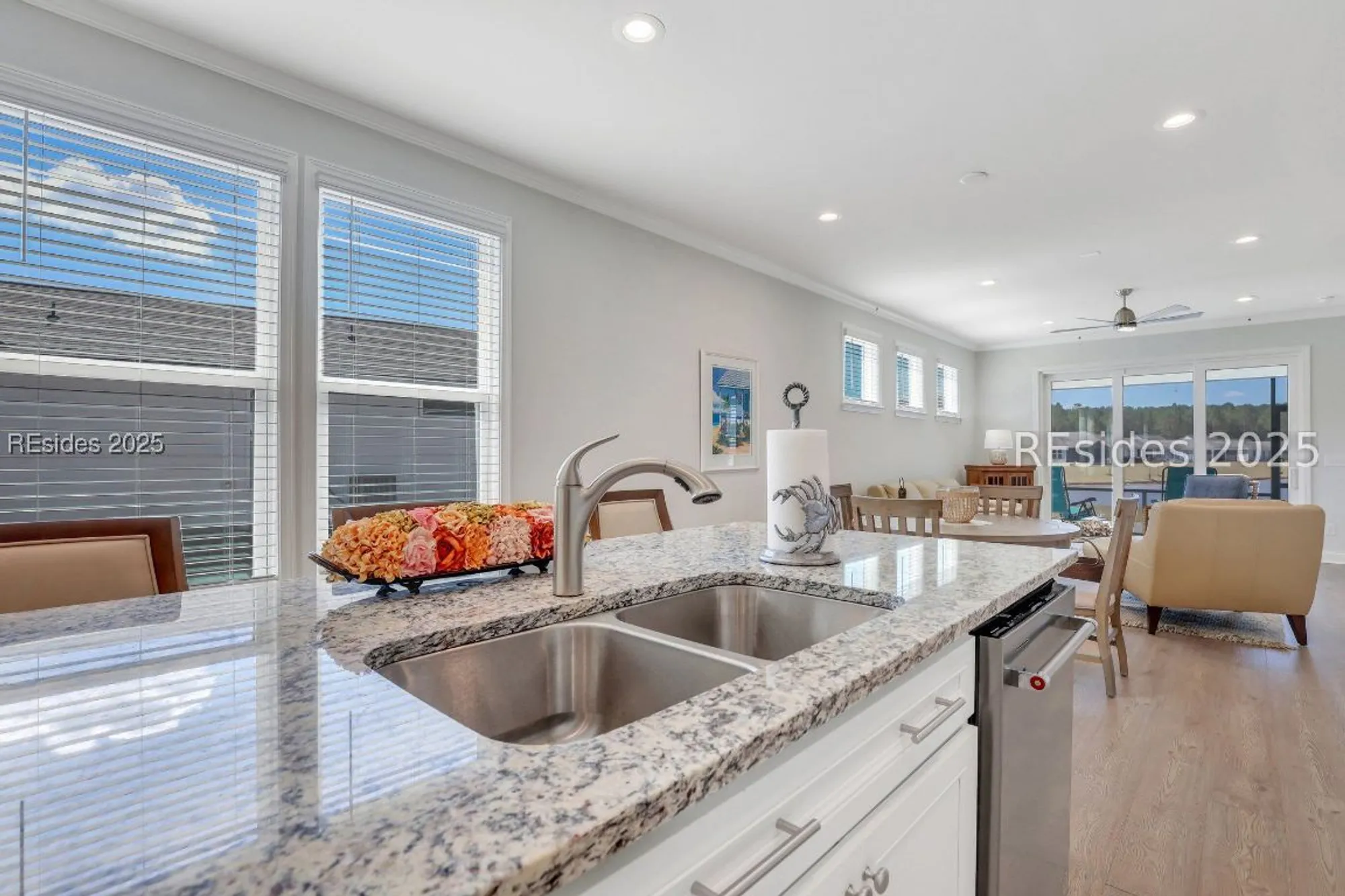 Property Slideshow image 4 of 20 | 209 aurora way, Bluffton, SC, 29909