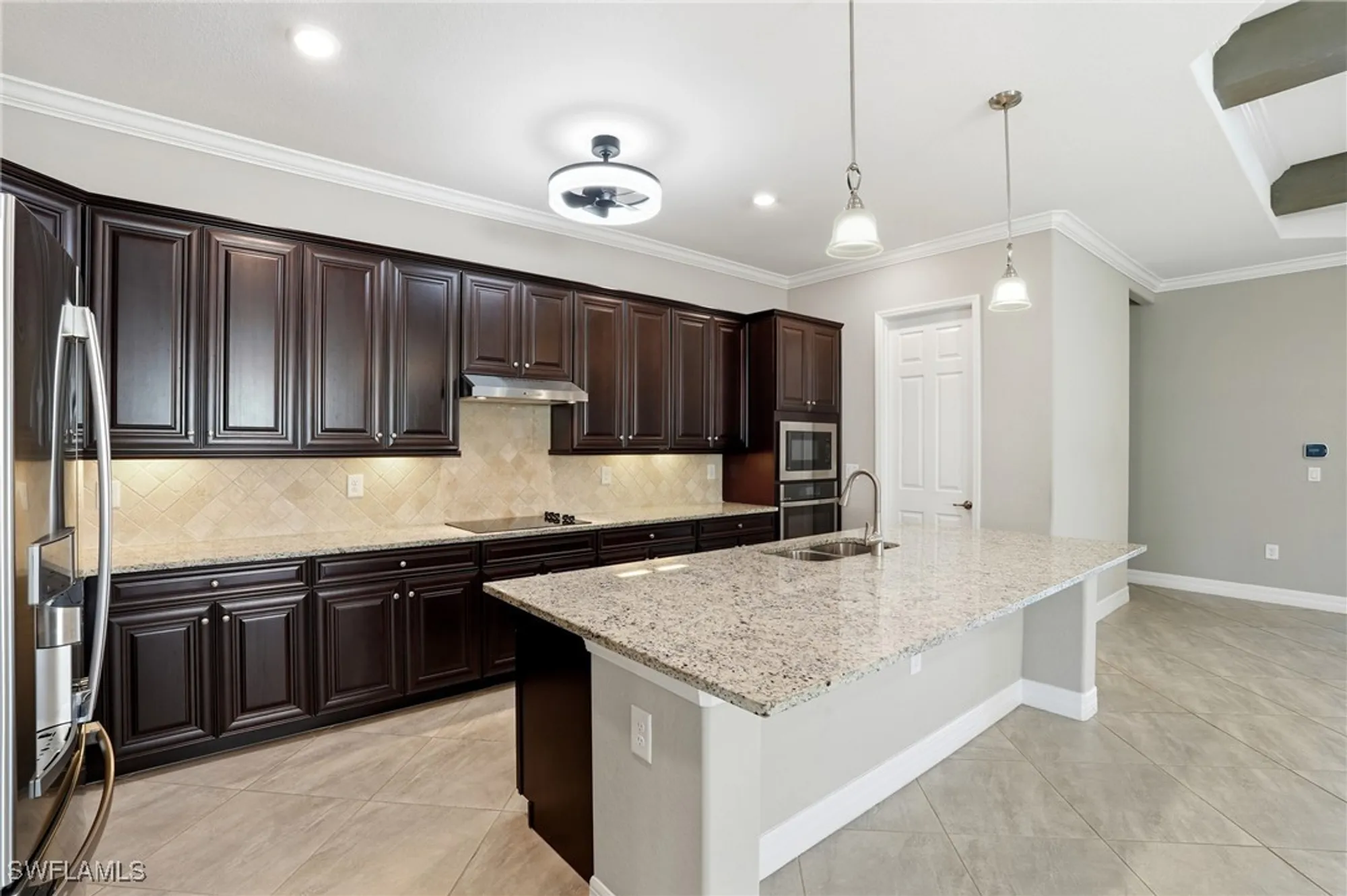 Property Slideshow image 18 of 50 | 28076 foxrock ct, Bonita Springs, FL, 34135