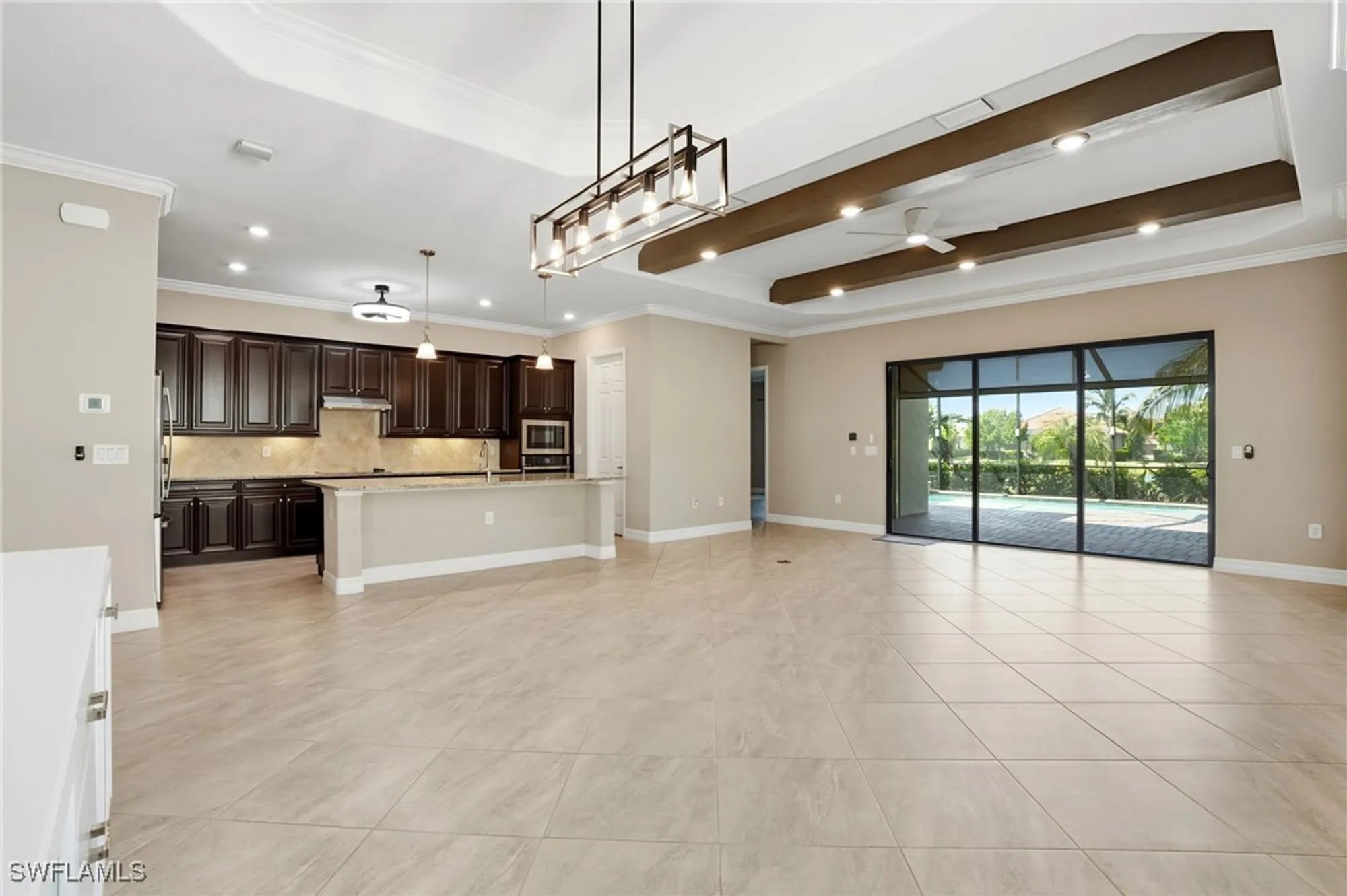 Property Slideshow image 10 of 50 | 28076 foxrock ct, Bonita Springs, FL, 34135