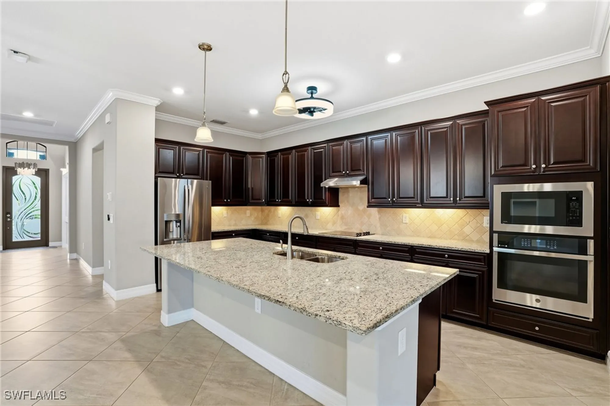 Property Slideshow image 20 of 50 | 28076 foxrock ct, Bonita Springs, FL, 34135