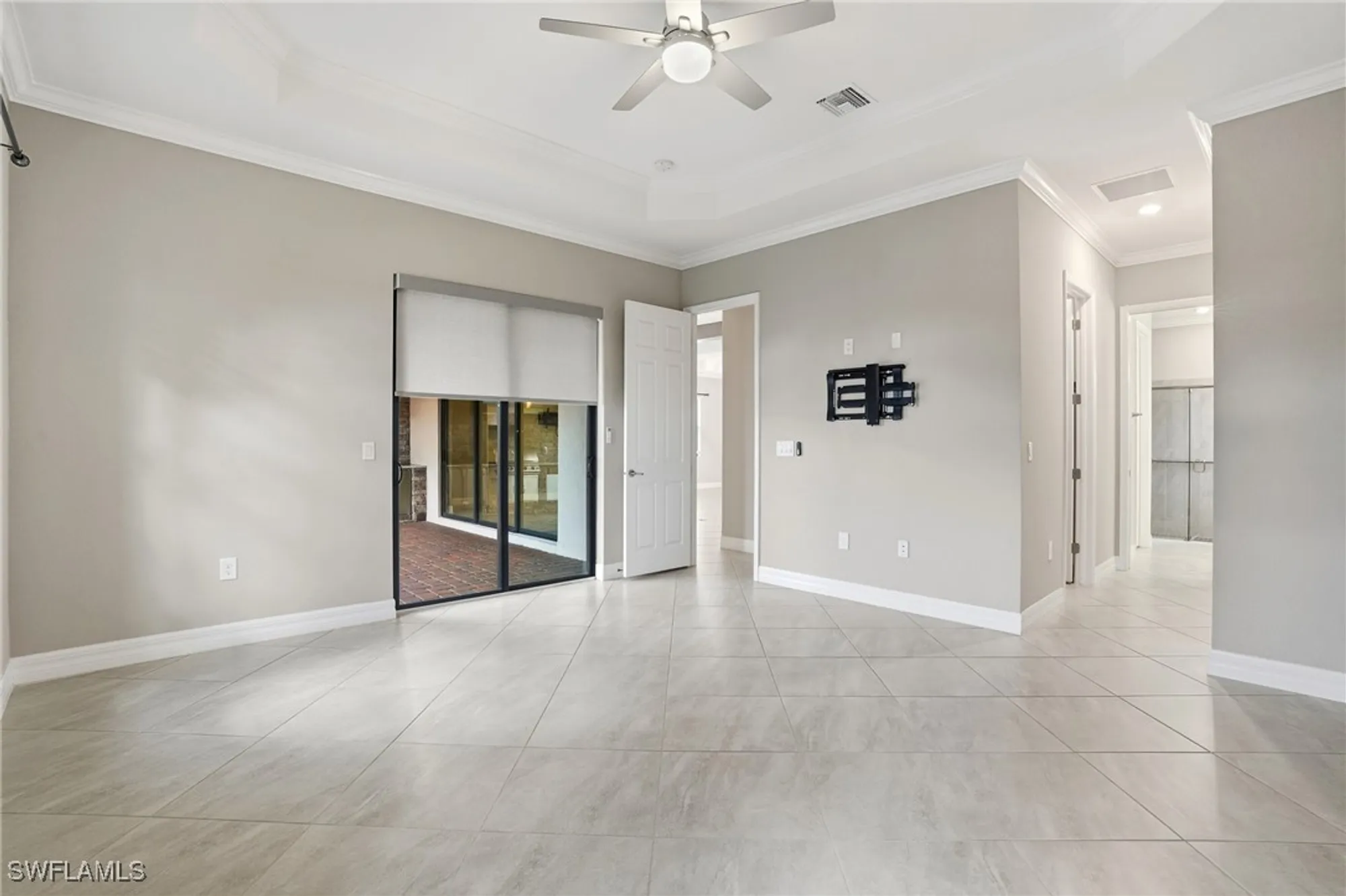 Property Slideshow image 23 of 50 | 28076 foxrock ct, Bonita Springs, FL, 34135