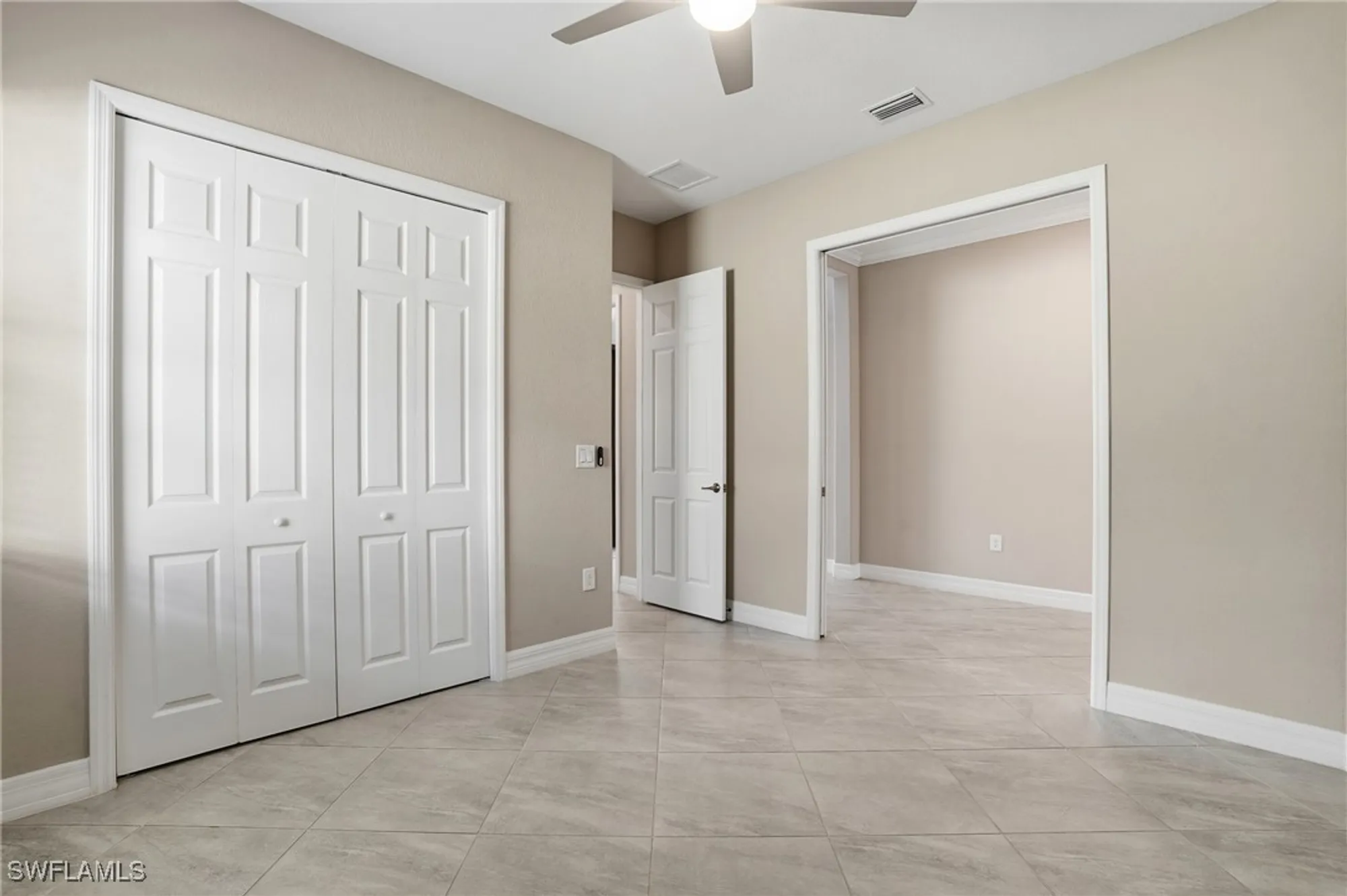Property Slideshow image 34 of 50 | 28076 foxrock ct, Bonita Springs, FL, 34135