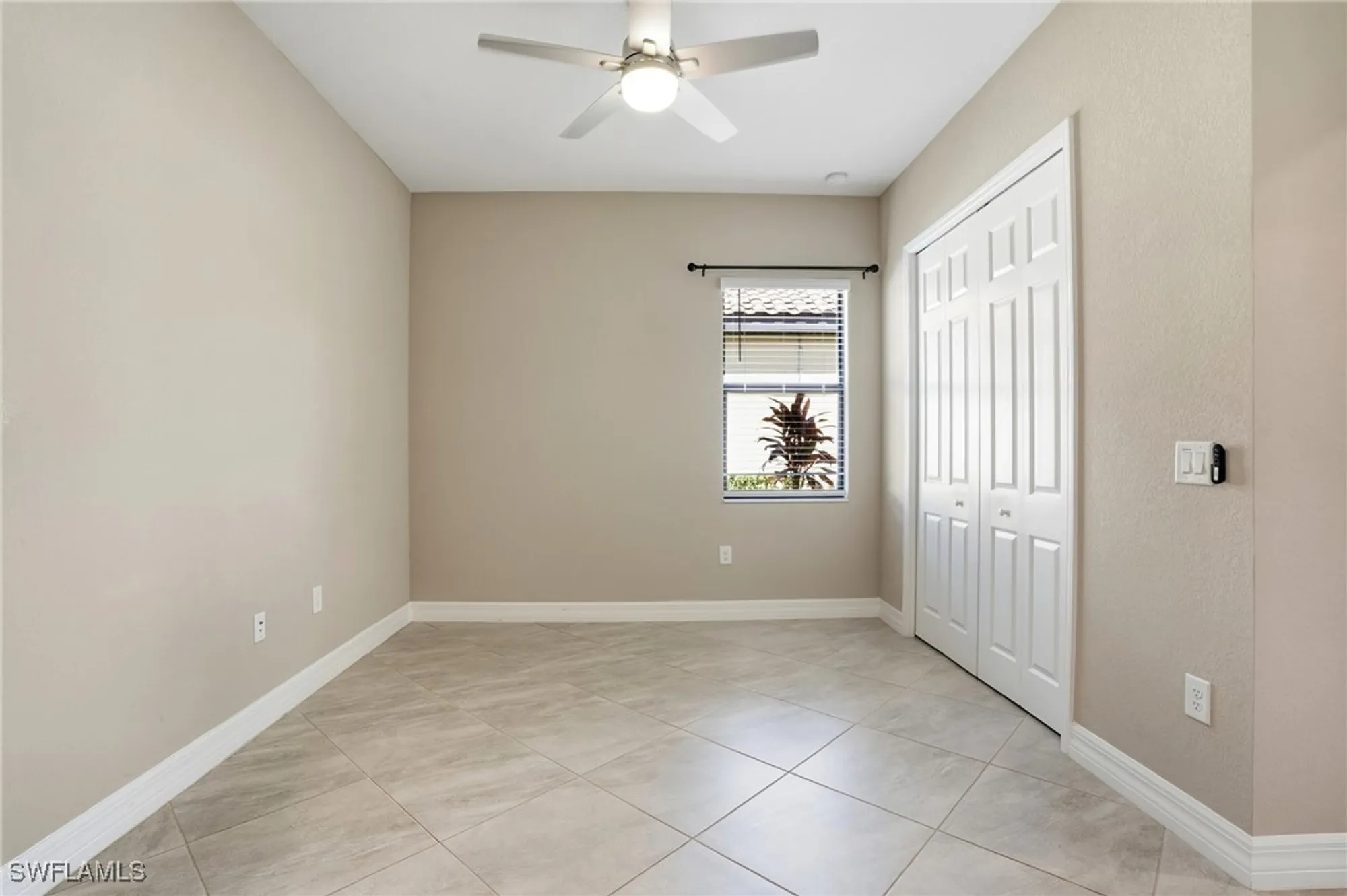 Property Slideshow image 35 of 50 | 28076 foxrock ct, Bonita Springs, FL, 34135