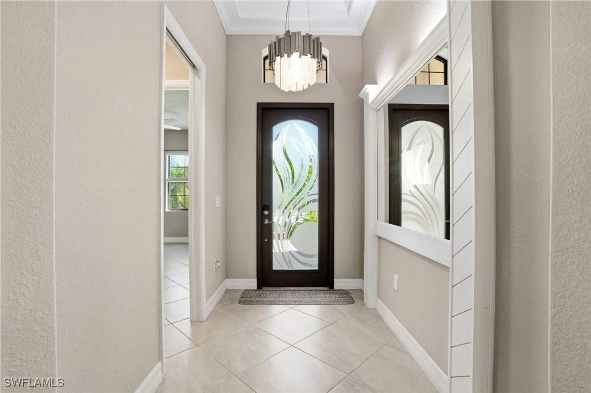 Property Slideshow image 7 of 50 | 28076 foxrock ct, Bonita Springs, FL, 34135