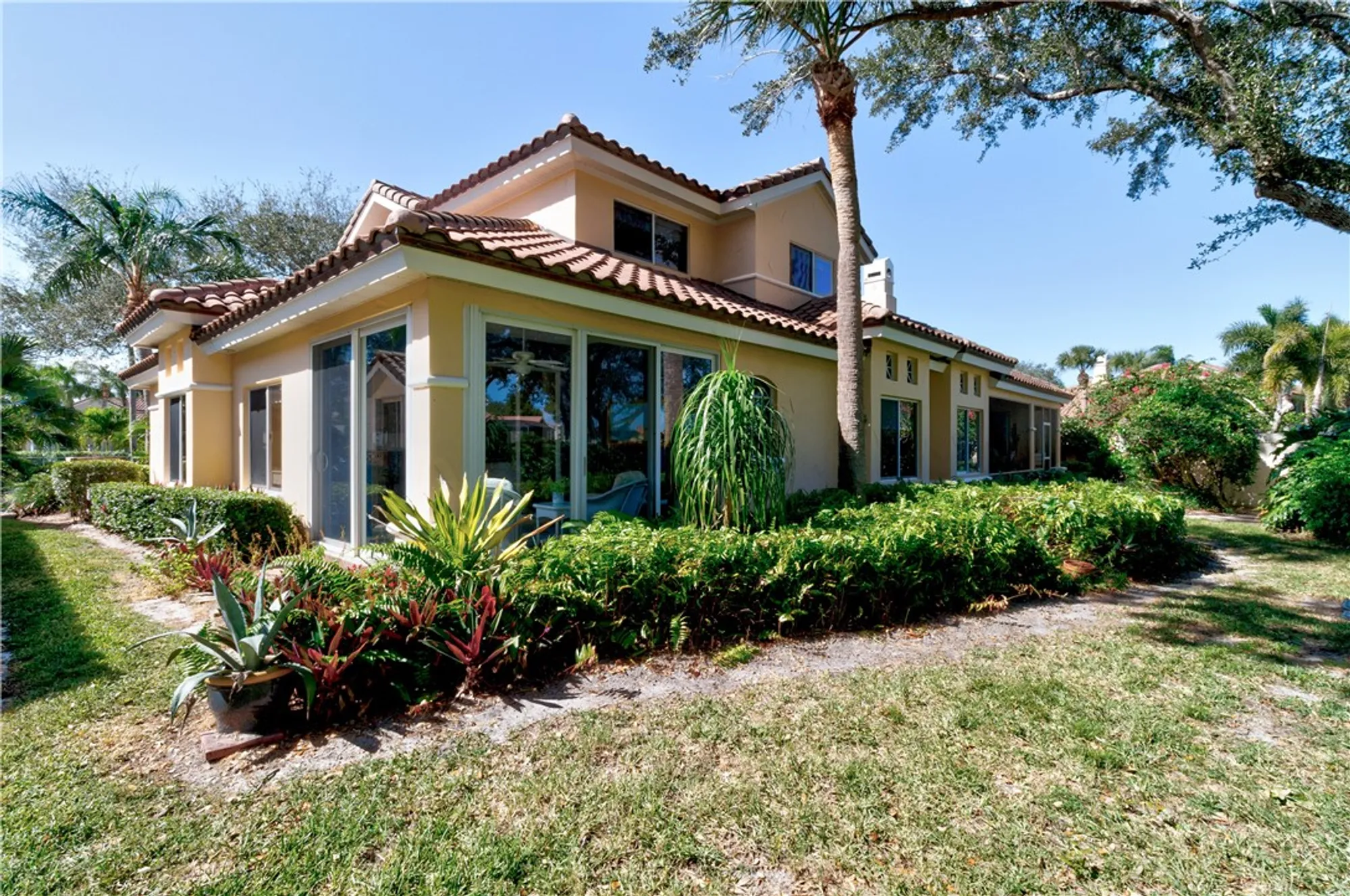 Property Slideshow image 30 of 35 | 4842 s newport island dr # 1-b, Vero Beach, FL, 32967