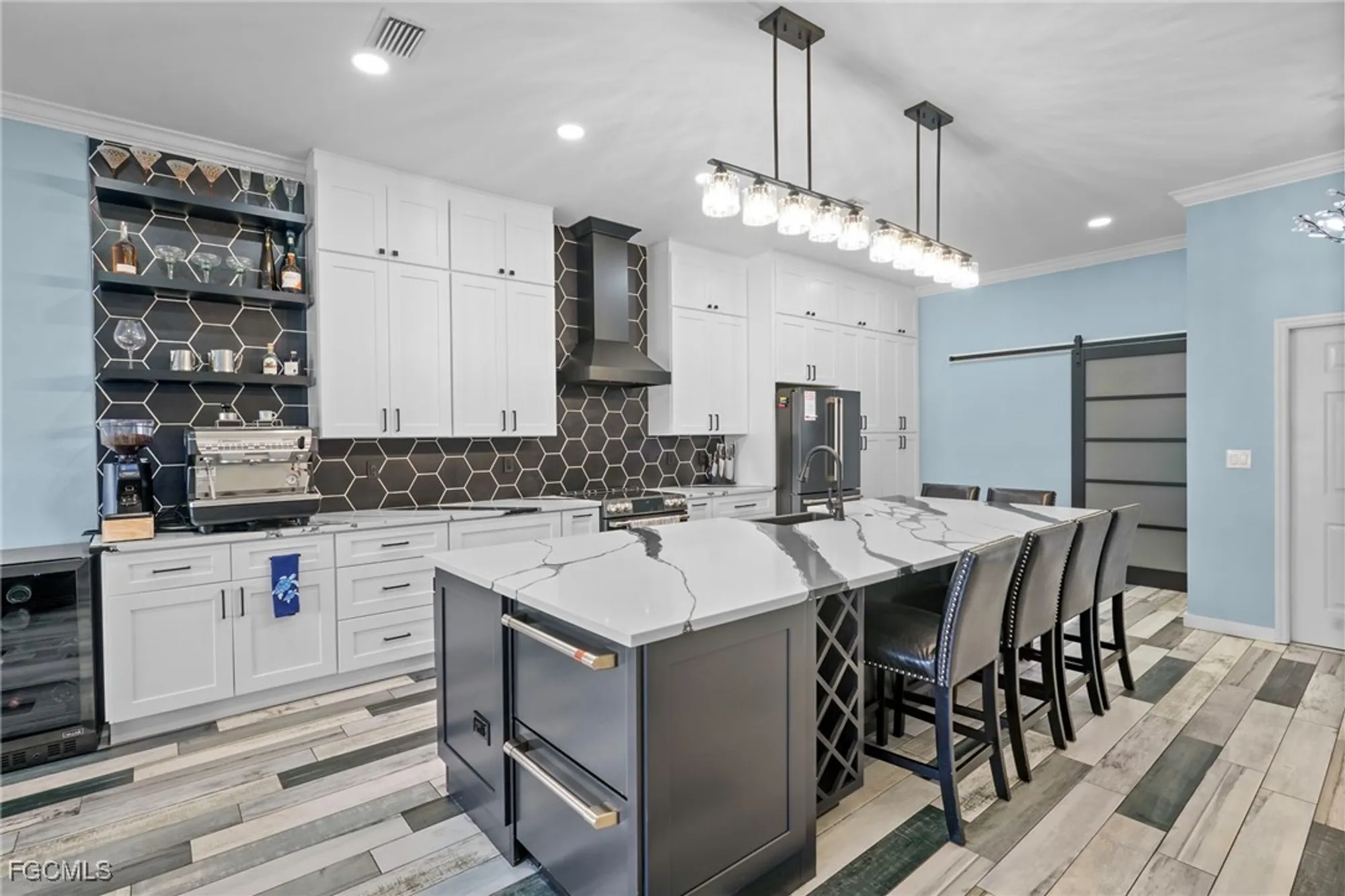 Property Slideshow image 10 of 40 | 8517 brittania dr, Fort Myers, FL, 33912