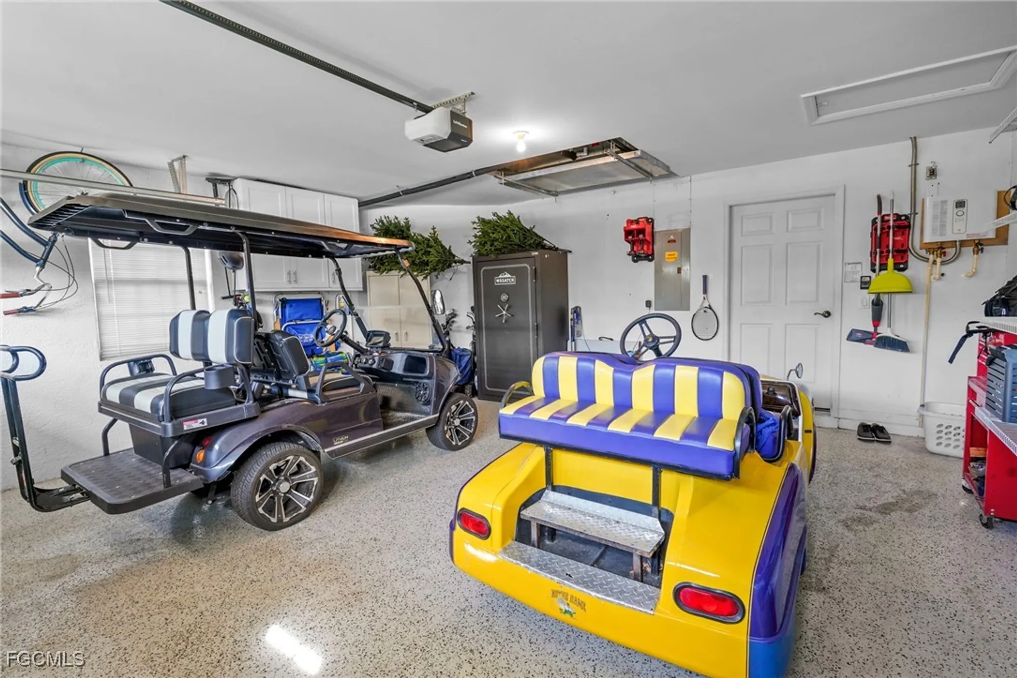 Property Slideshow image 30 of 40 | 8517 brittania dr, Fort Myers, FL, 33912