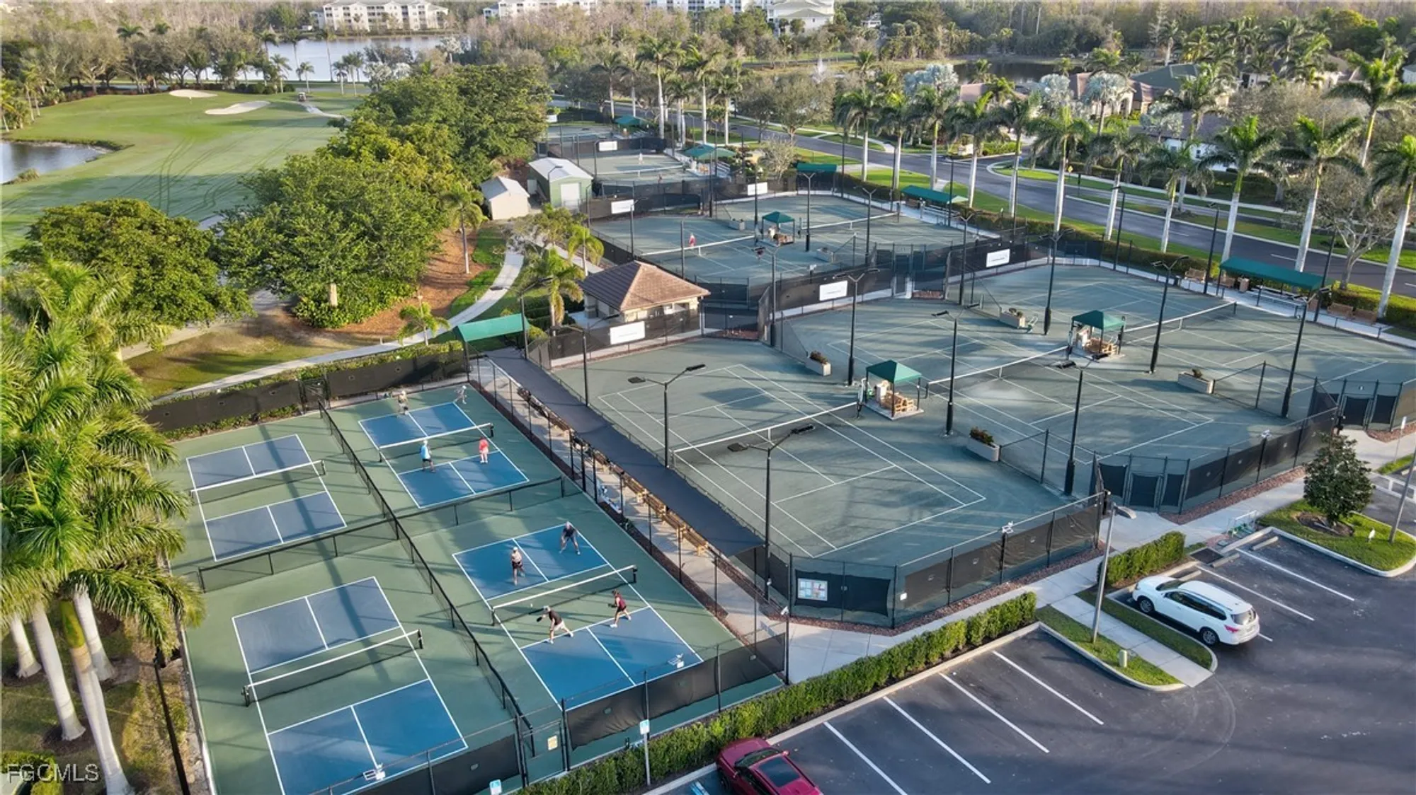 Property Slideshow image 33 of 40 | 8517 brittania dr, Fort Myers, FL, 33912