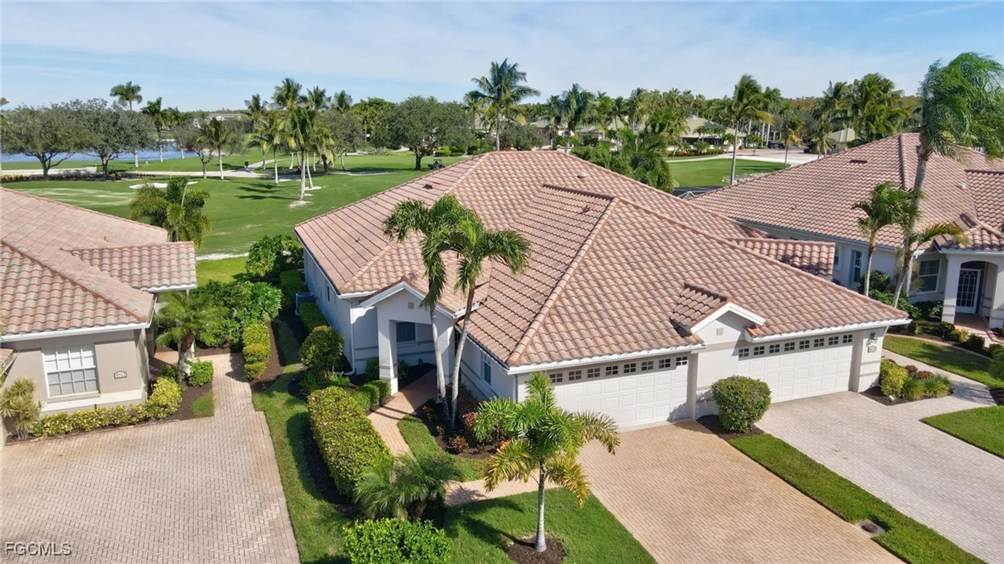 Property Slideshow image 4 of 40 | 8517 brittania dr, Fort Myers, FL, 33912