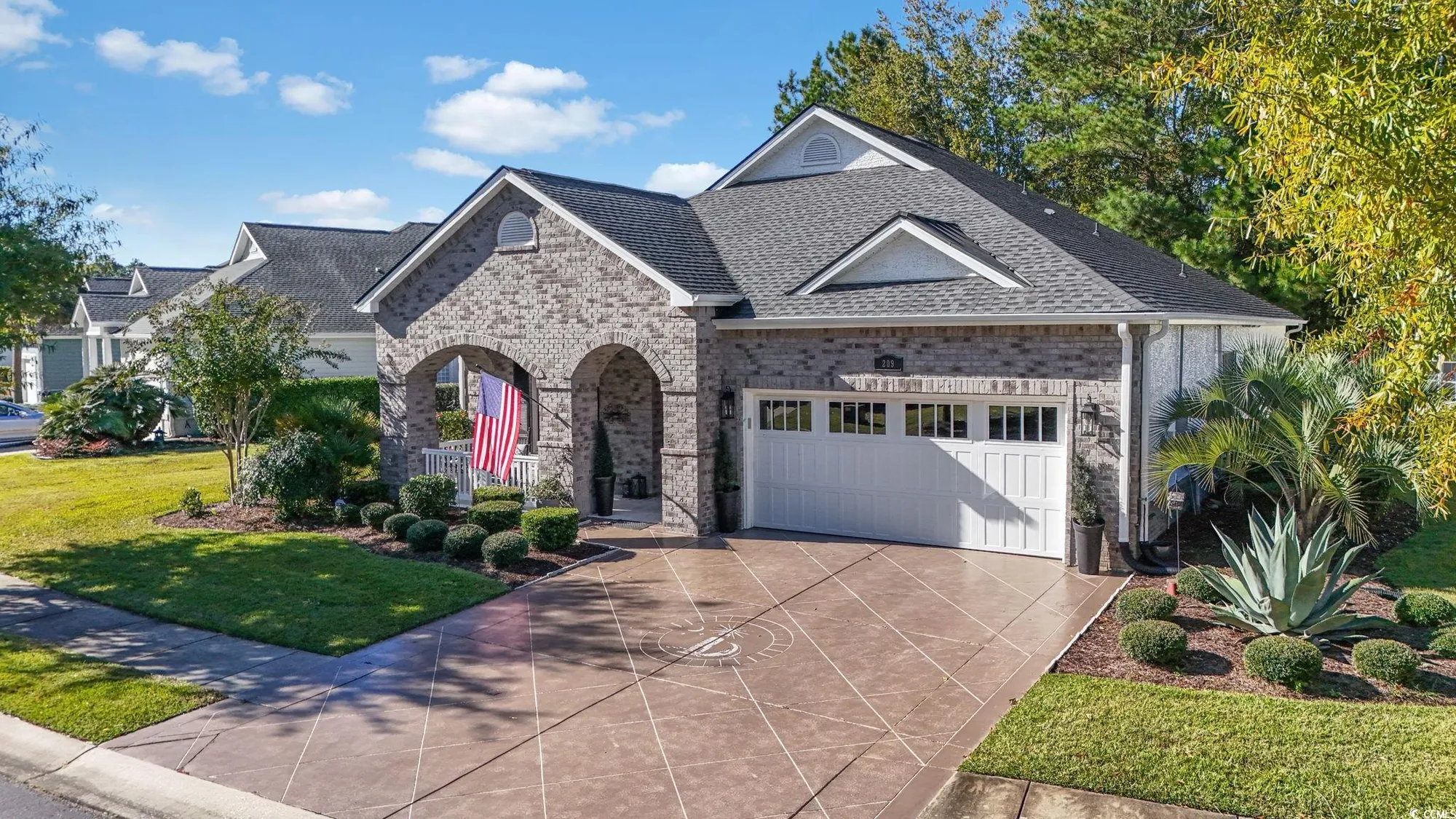 Property Slideshow image 2 of 37 | 209 sugar loaf ln, Murrells Inlet, SC, 29576