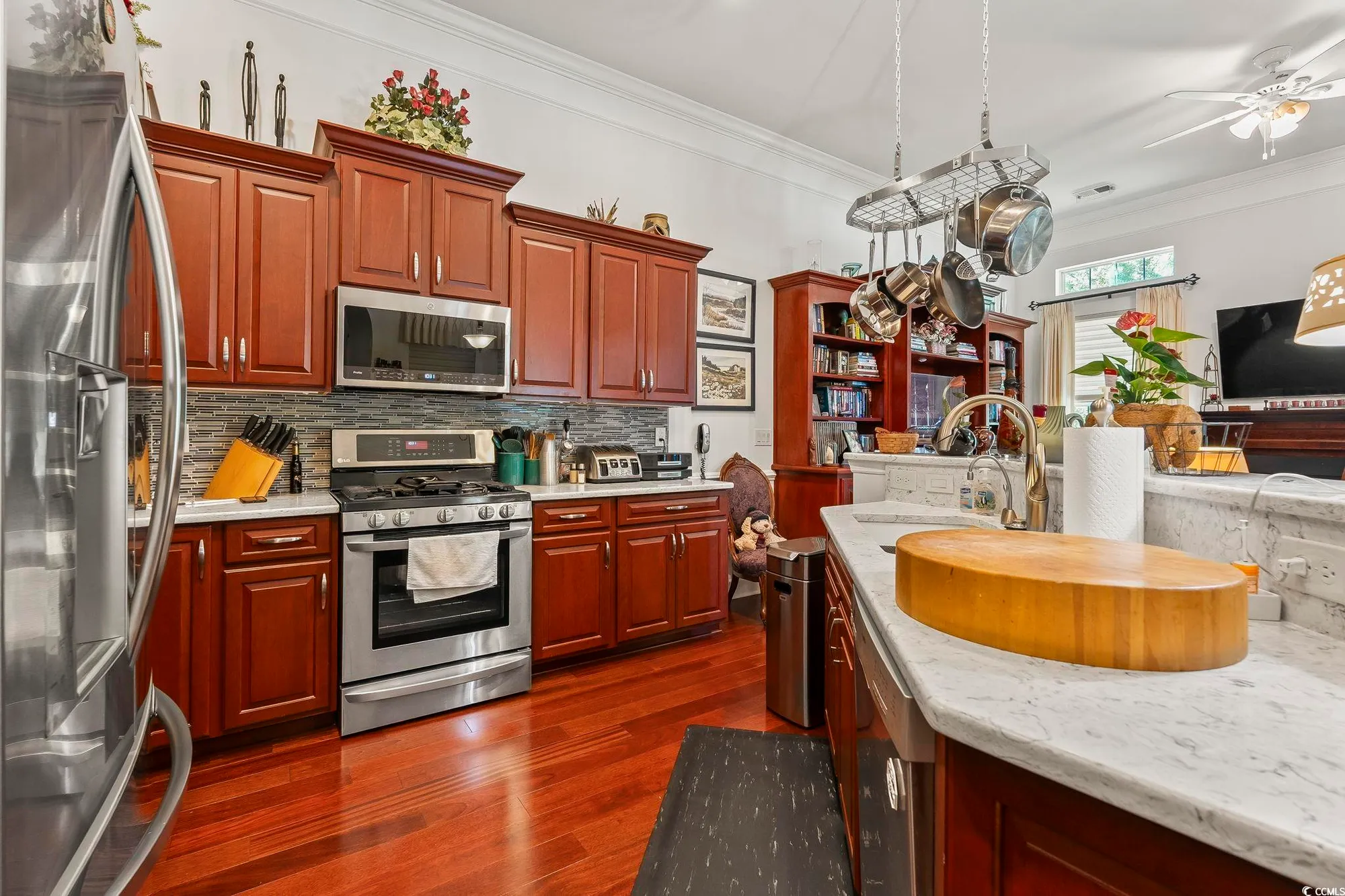 Property Slideshow image 6 of 37 | 209 sugar loaf ln, Murrells Inlet, SC, 29576