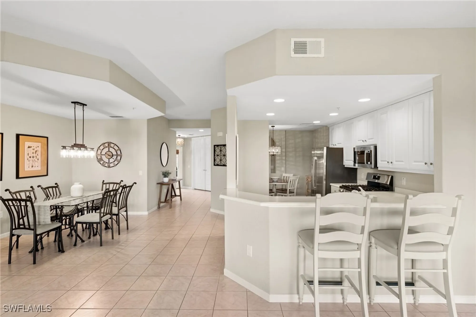 Property Slideshow image 15 of 50 | 3960 deer crossing ct 103, Naples, FL, 34114
