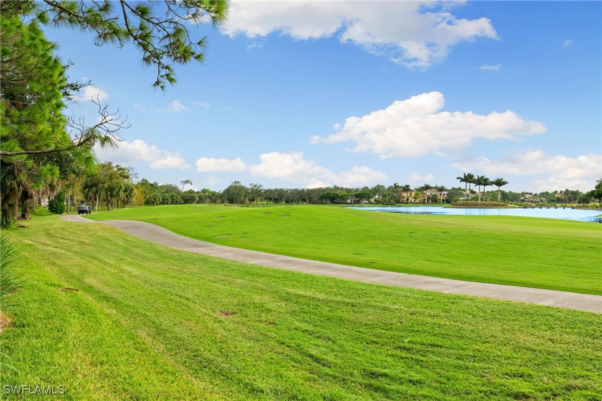 Property Slideshow image 32 of 50 | 3960 deer crossing ct 103, Naples, FL, 34114