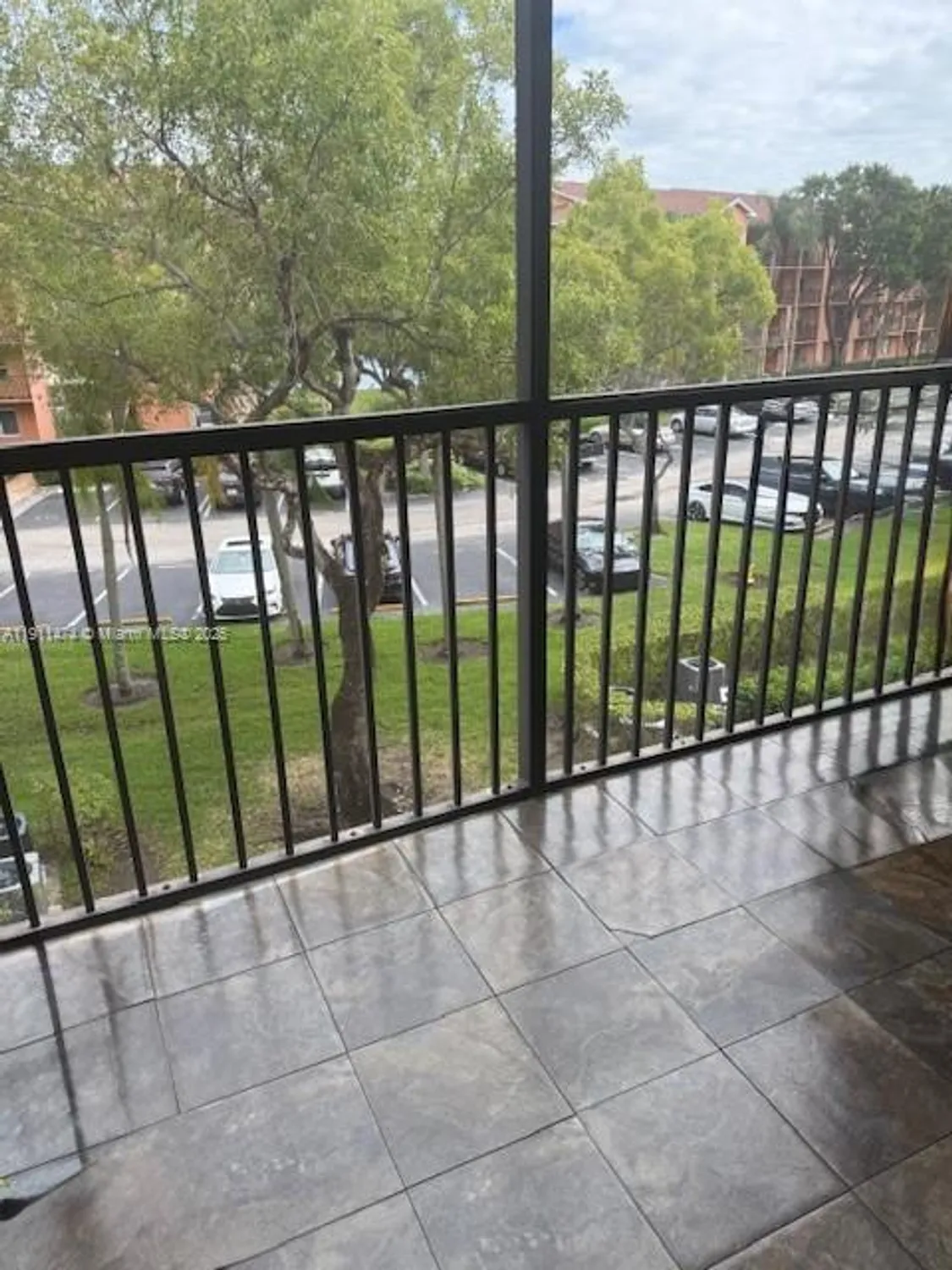 Property Slideshow image 19 of 20 | 601 sw 142nd ave 304q, Pembroke Pines, FL, 33027