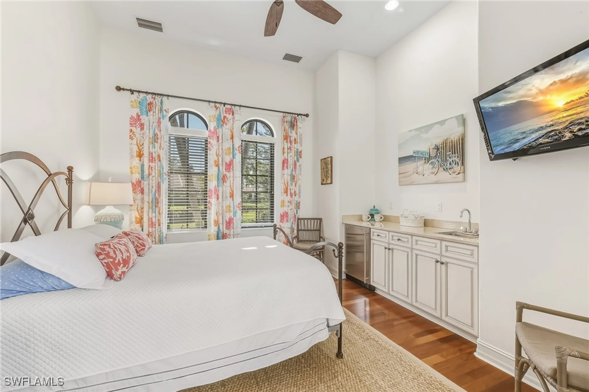 Property Slideshow image 15 of 39 | 7749 classics dr, Naples, FL, 34113