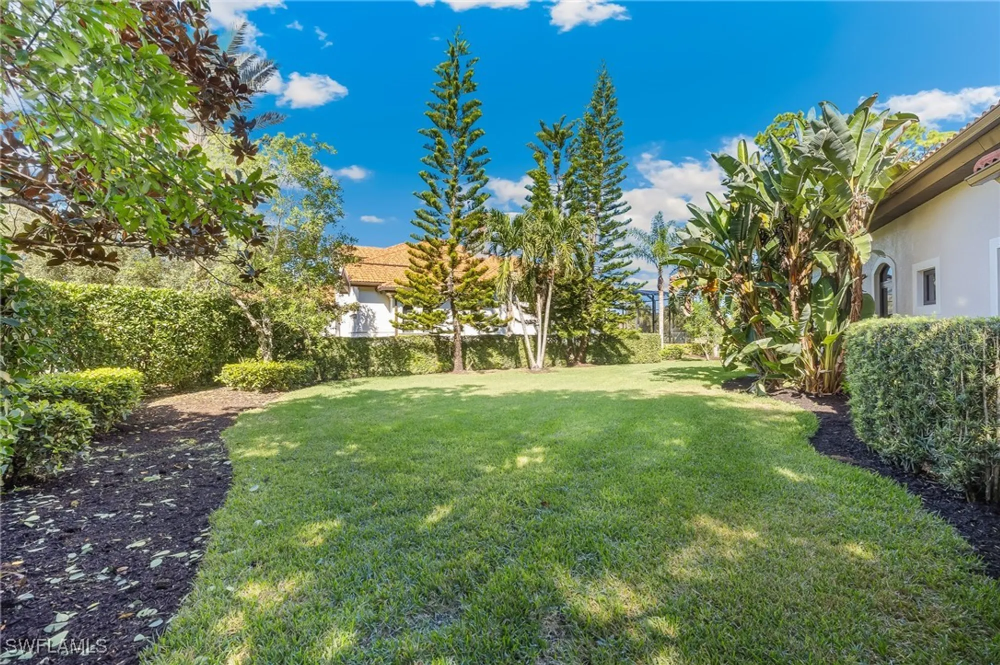 Property Slideshow image 29 of 39 | 7749 classics dr, Naples, FL, 34113