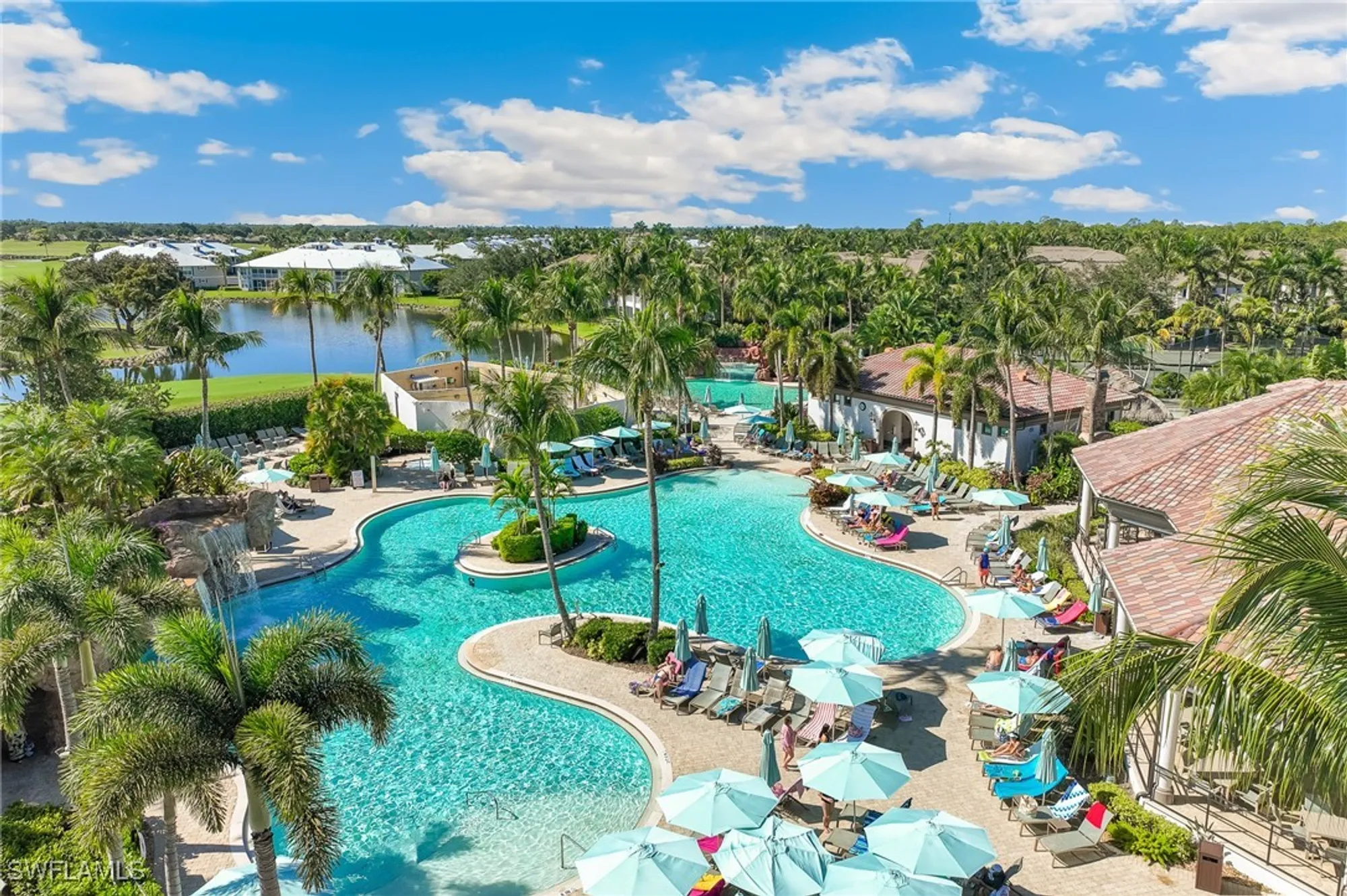 Property Slideshow image 33 of 39 | 7749 classics dr, Naples, FL, 34113