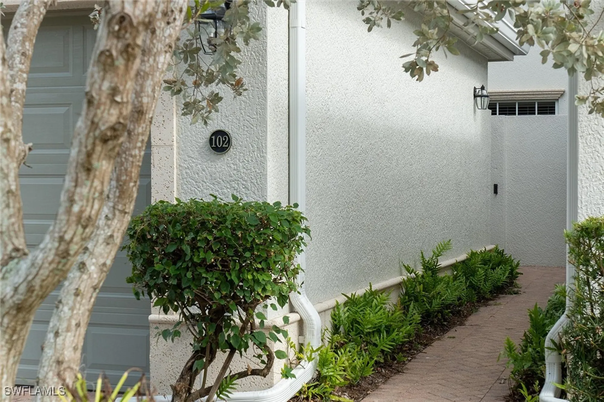 Property Slideshow image 38 of 47 | 9243 tesoro ln 102, Naples, FL, 34114