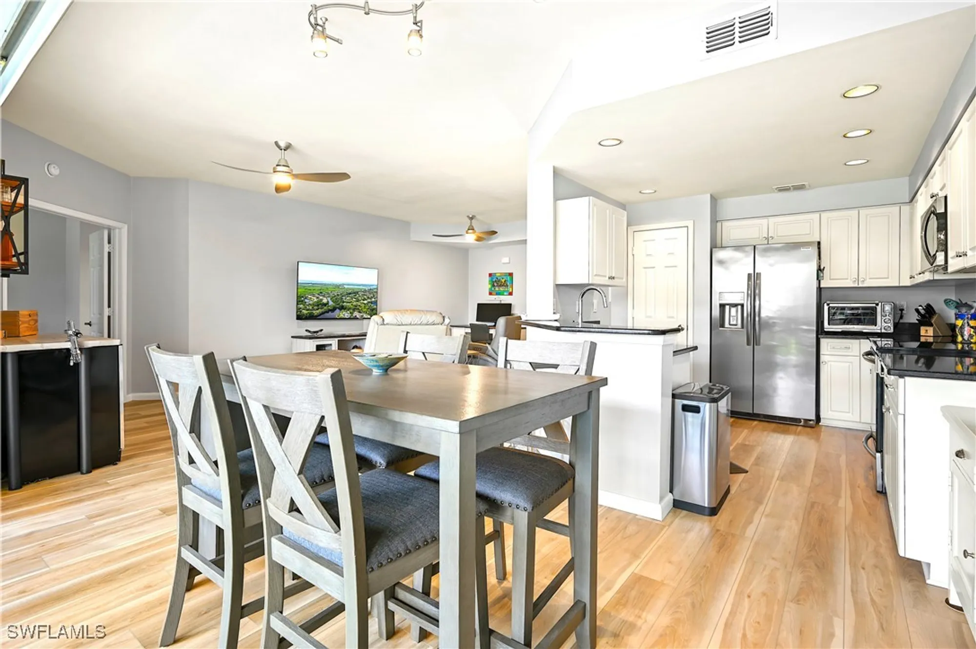 Property Slideshow image 14 of 42 | 4490 riverwatch dr 102, Bonita Springs, FL, 34134