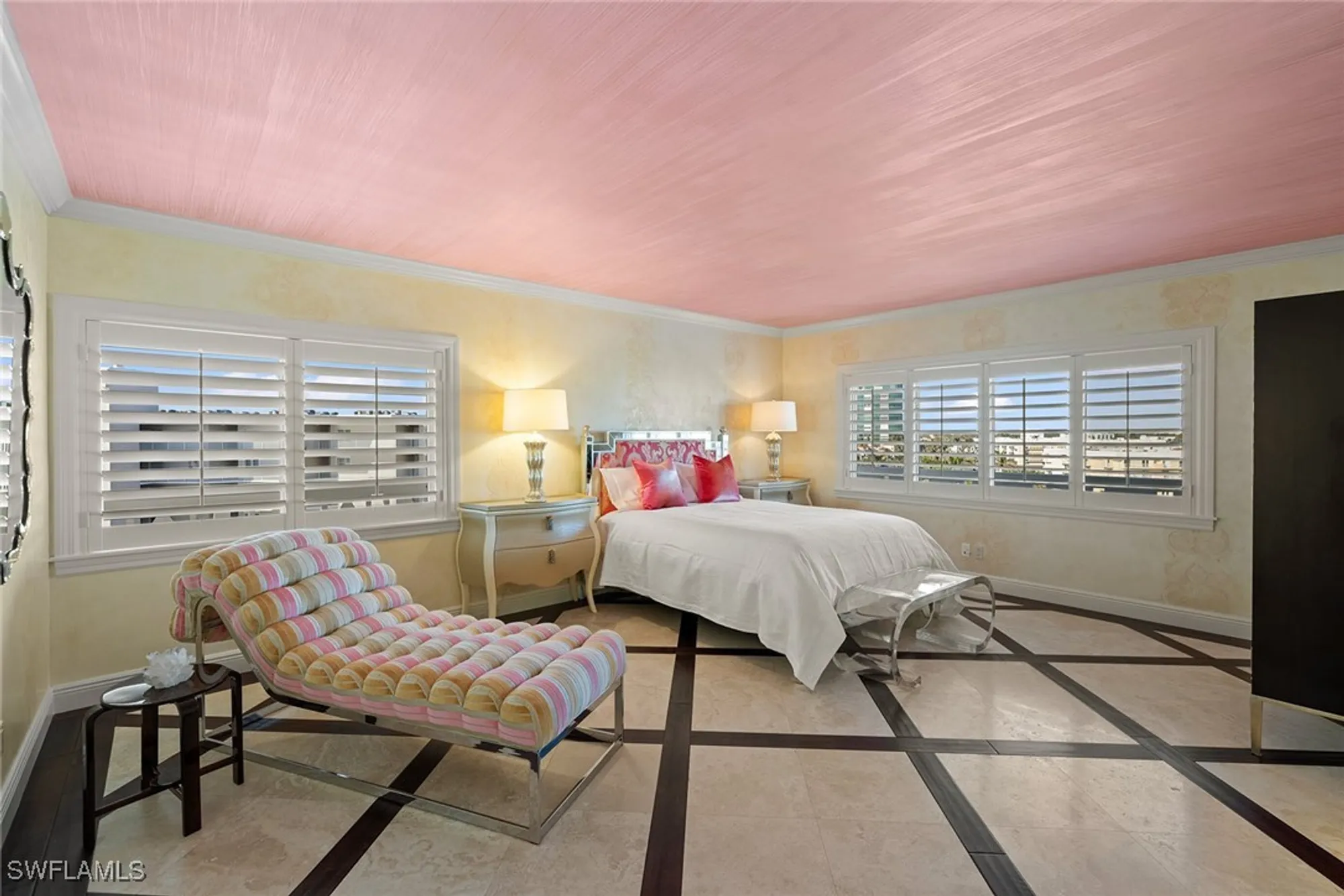 Property Slideshow image 18 of 40 | 3401 gulf shore blvd ph c, Naples, FL, 34103