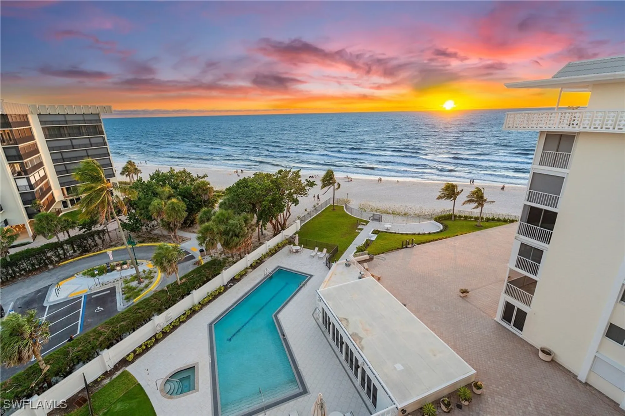 Property Slideshow image 36 of 40 | 3401 gulf shore blvd ph c, Naples, FL, 34103