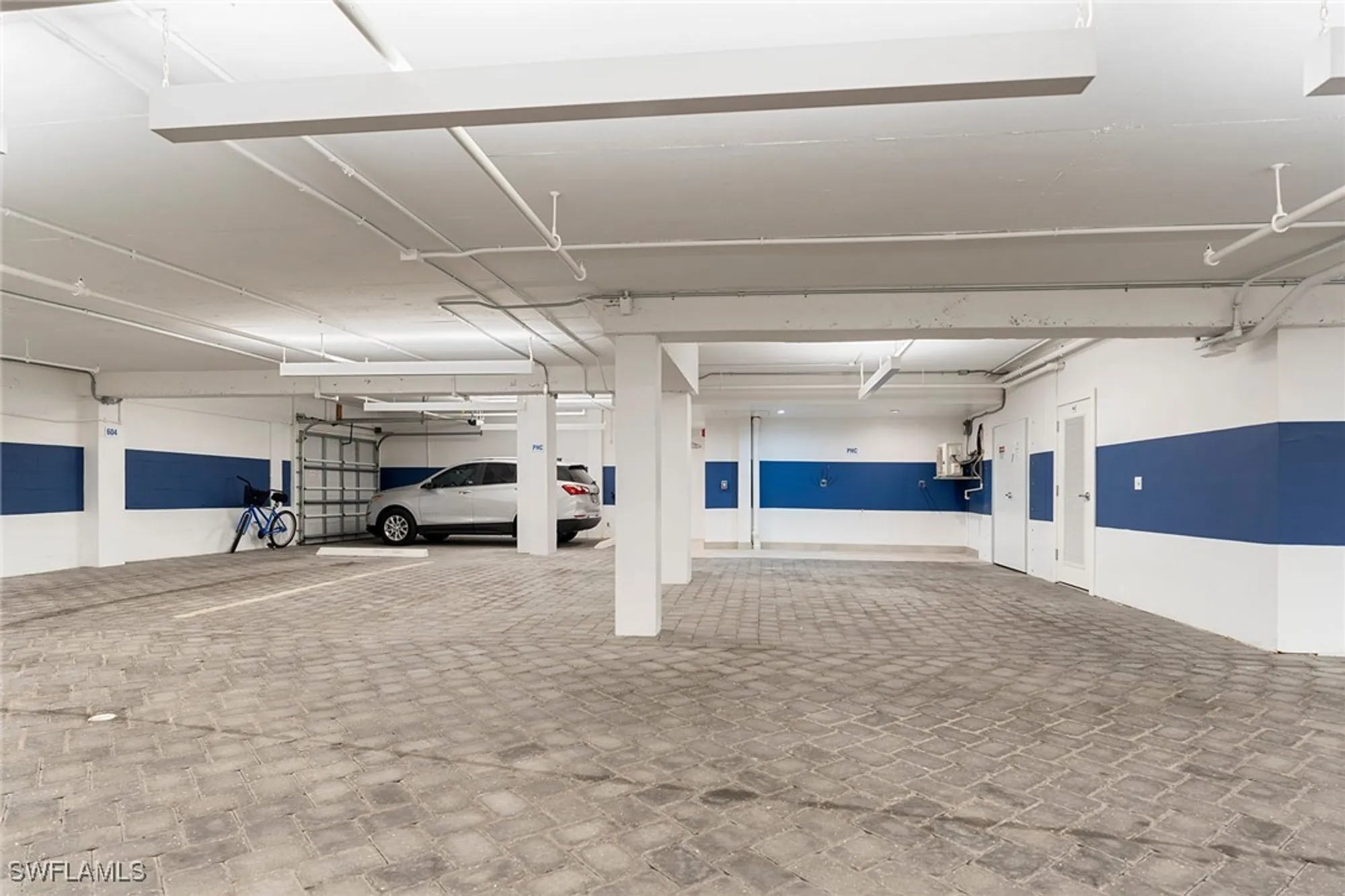 Property Slideshow image 38 of 40 | 3401 gulf shore blvd ph c, Naples, FL, 34103